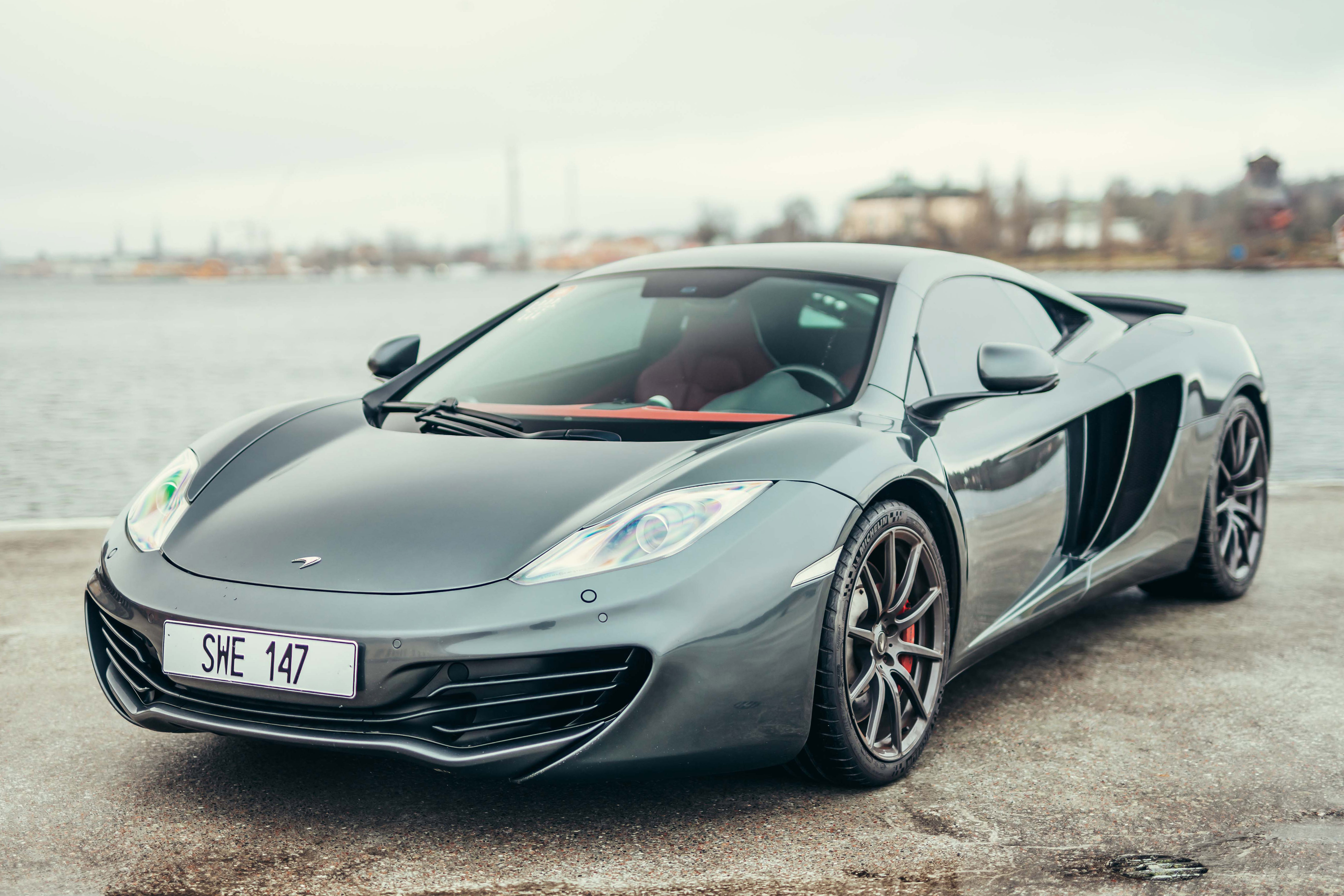 2012 McLaren MP4-12C