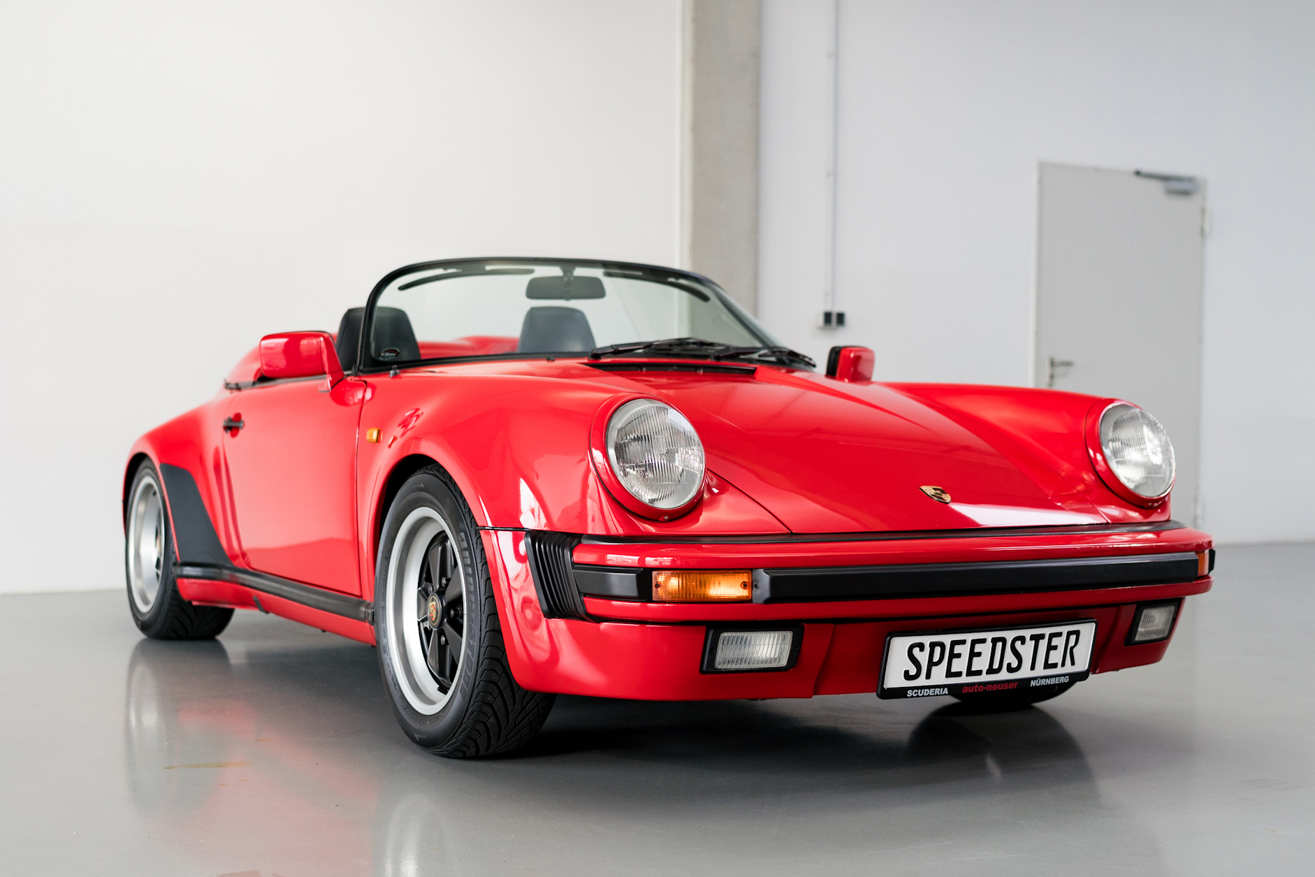 1989 Porsche 911 3.2 Speedster