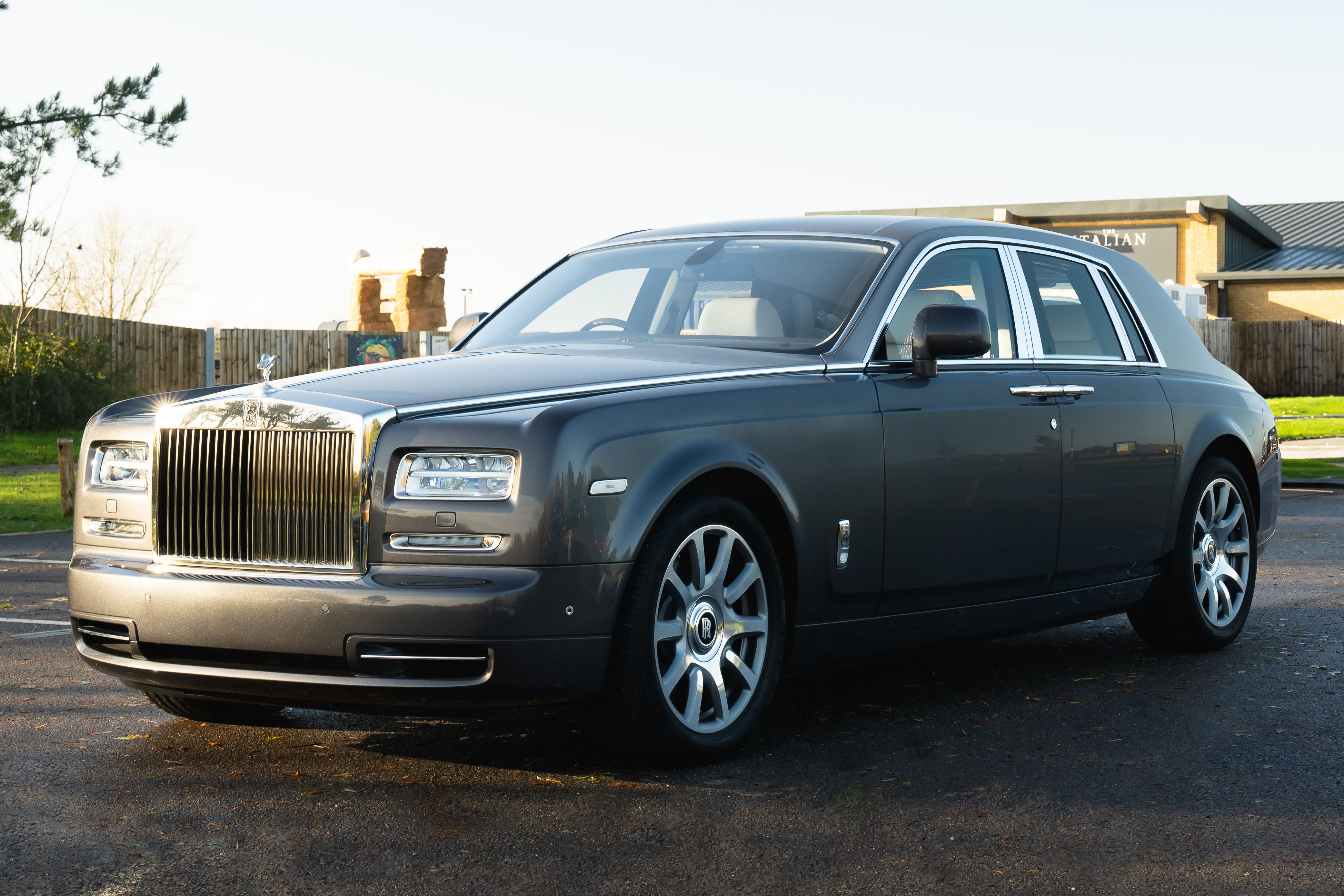 2015 Rolls-Royce Phantom 'Metropolitan' 1 of 20 - 627 Km - VAT Q