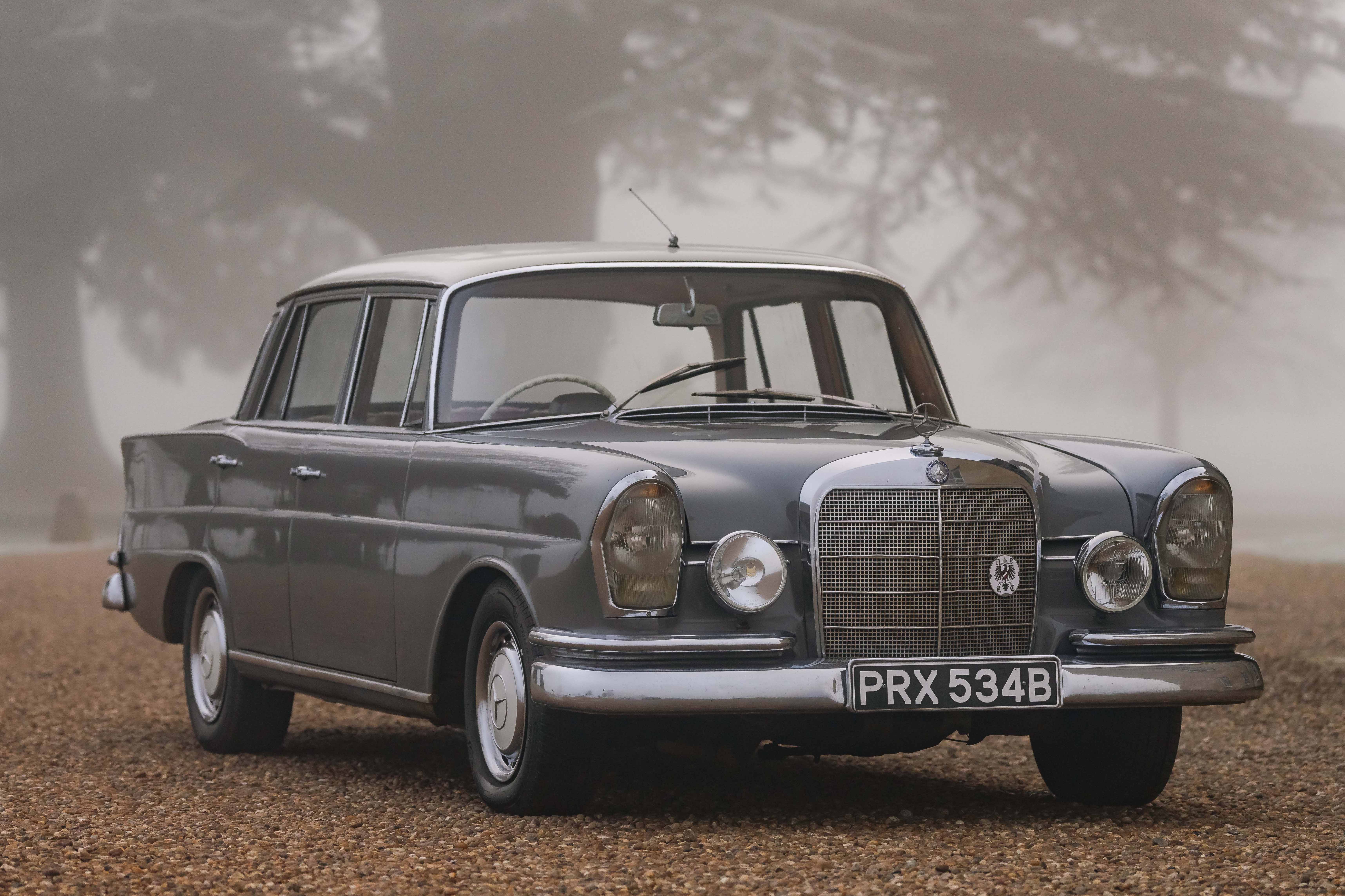 1964 Mercedes-Benz (W111) 220 S