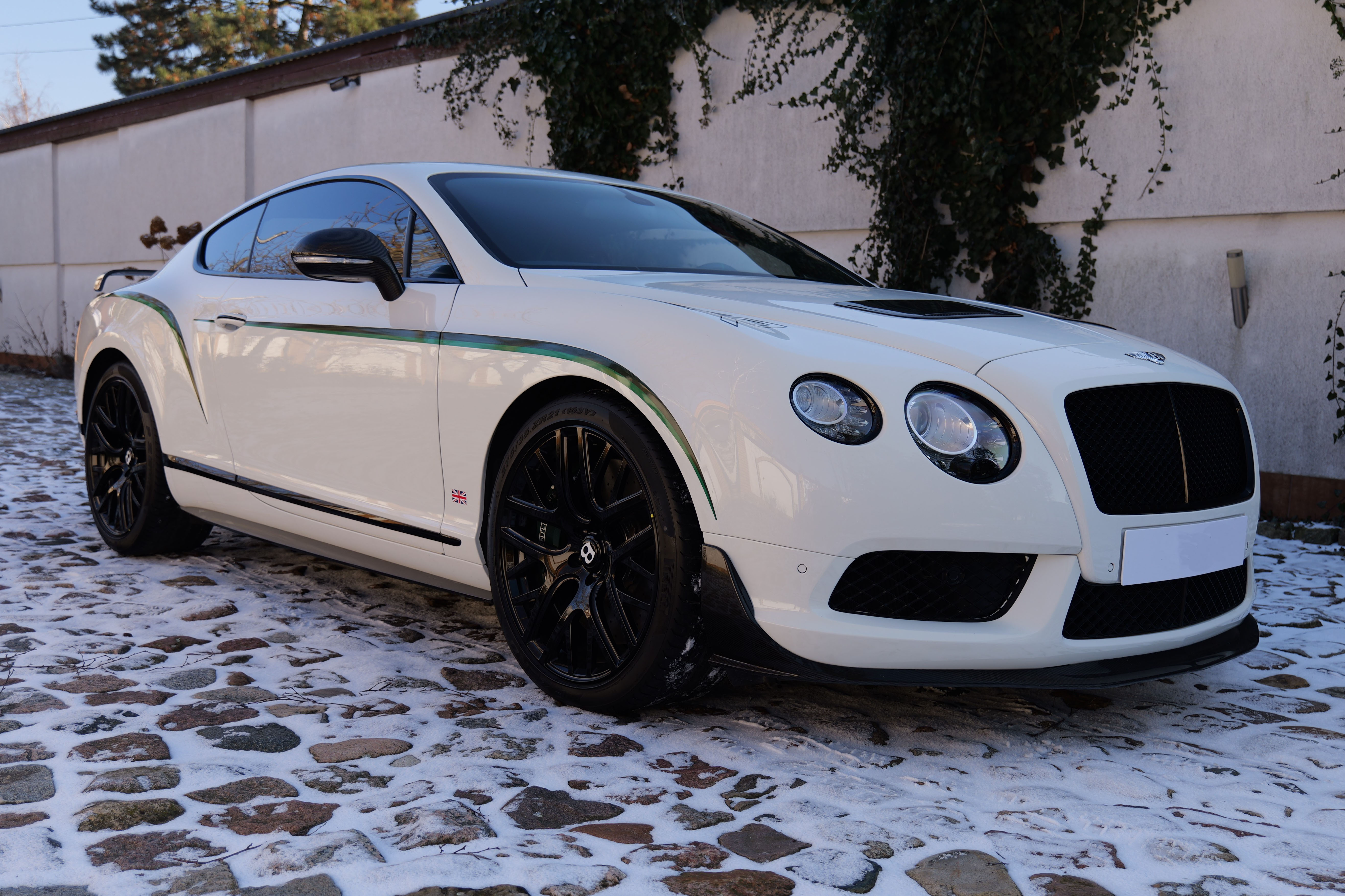 2015 Bentley Continental GT3 R - 9,682 Km