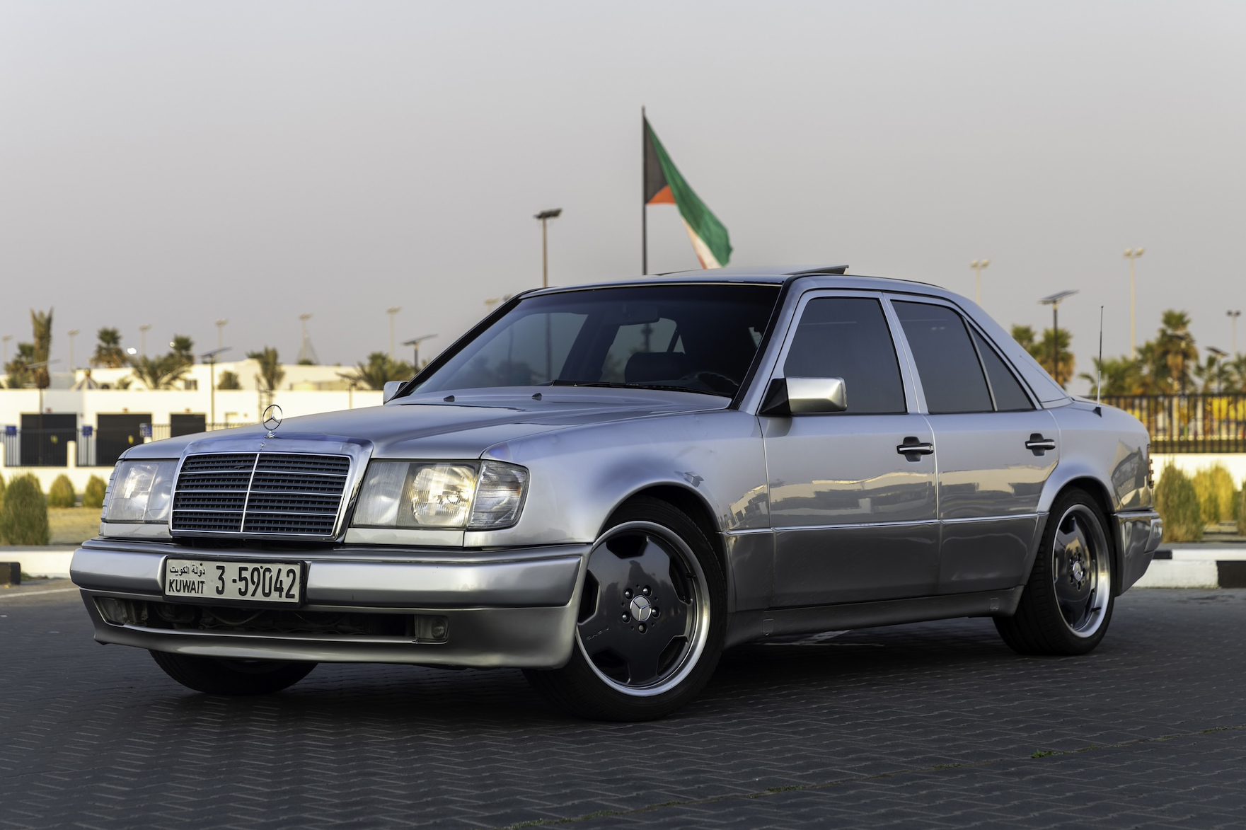 1992 Mercedes-Benz (W124) 500E