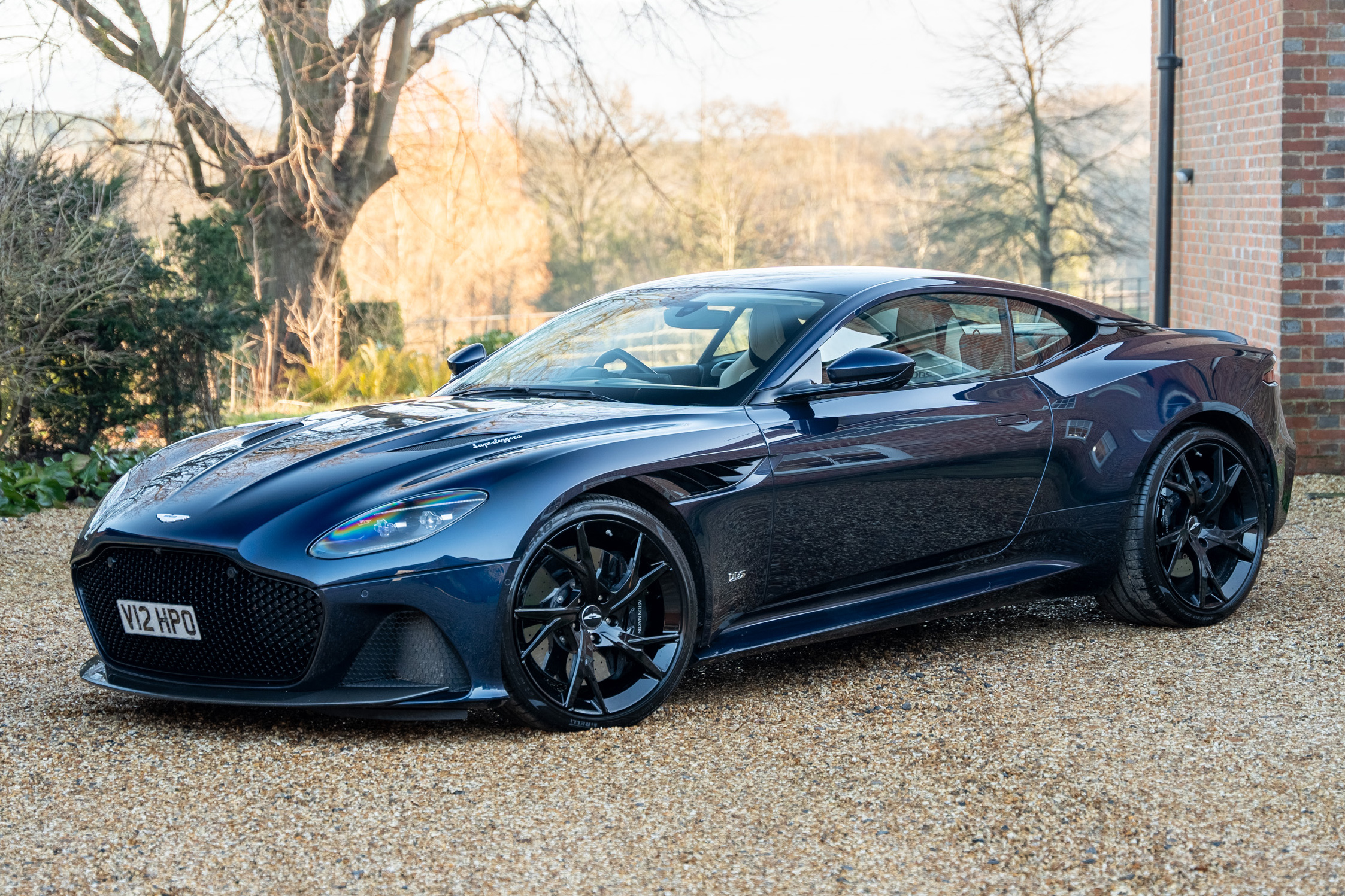 2019 Aston Martin DBS Superleggera