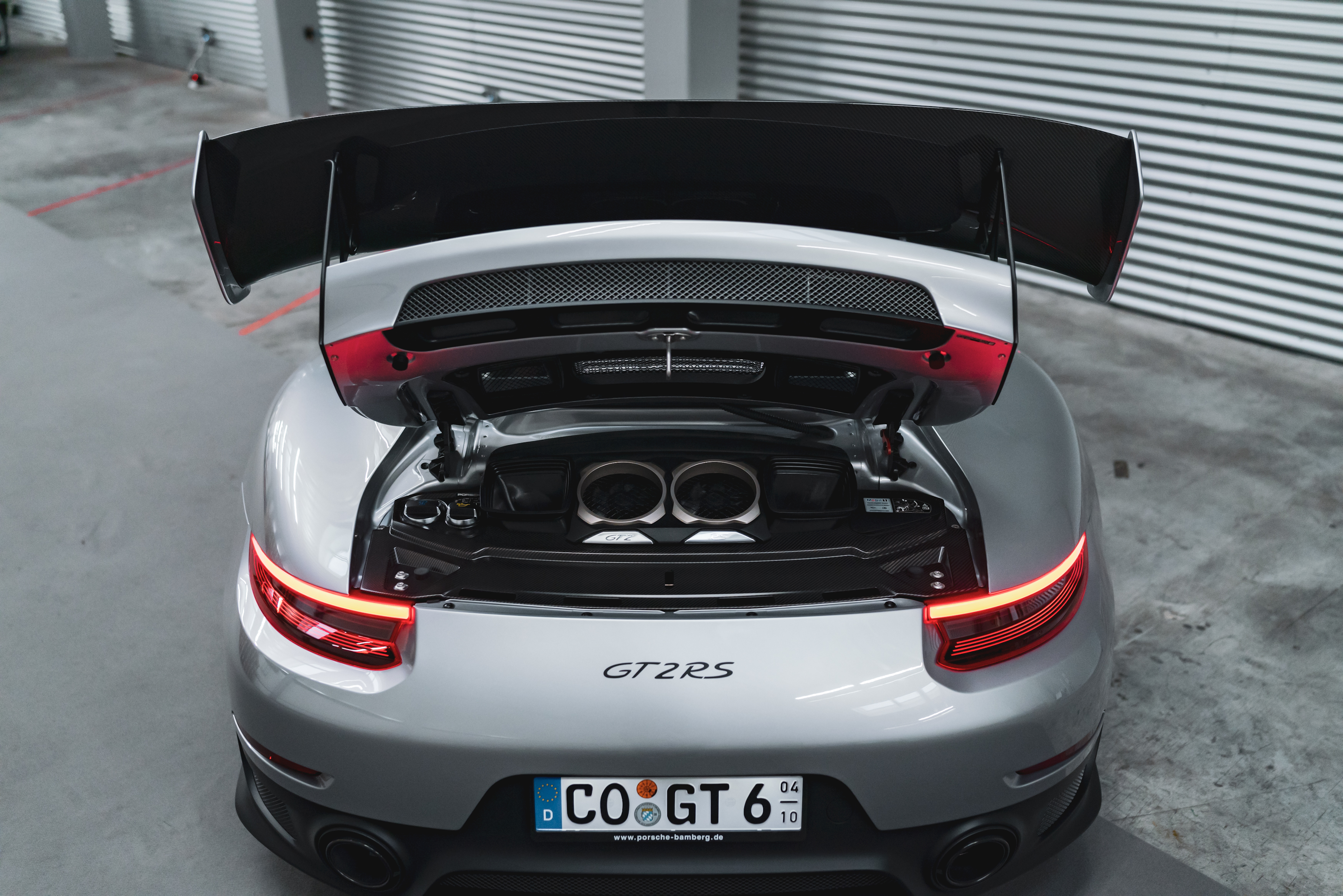 2018 Porsche 911 (991) GT2 RS Weissach Pack - 4,060 Km for