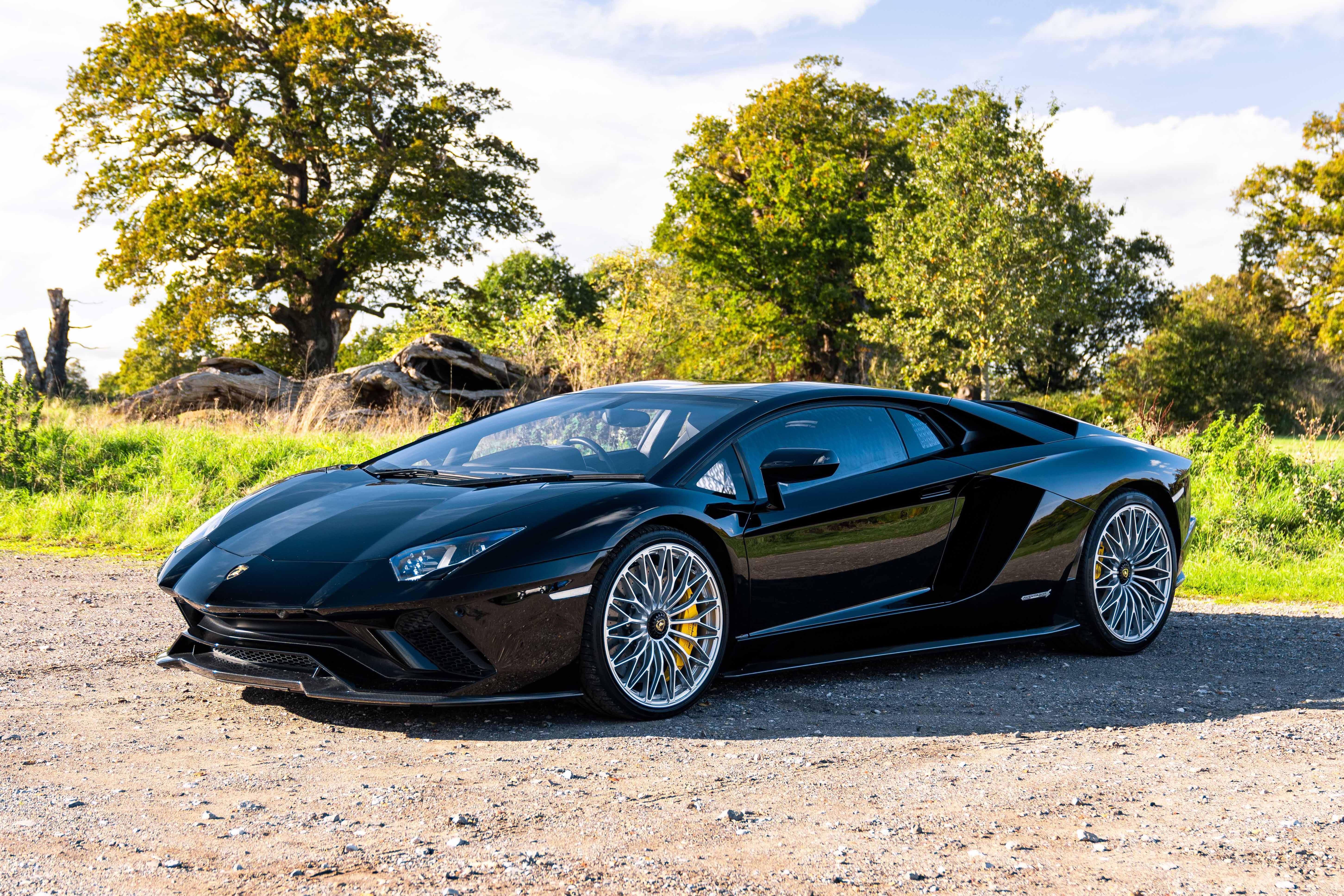 2017 Lamborghini Aventador LP740-4 S