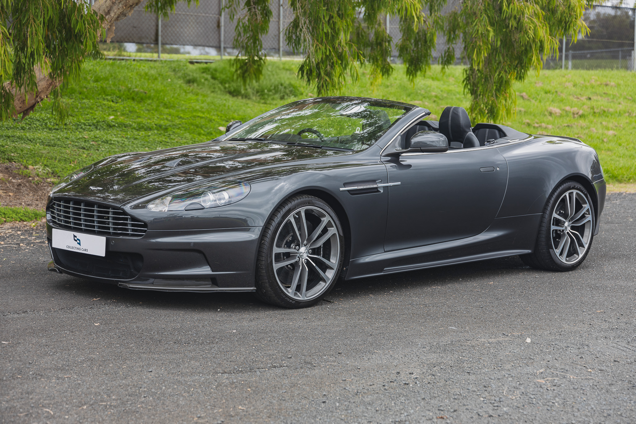 2011 Aston Martin DBS Volante