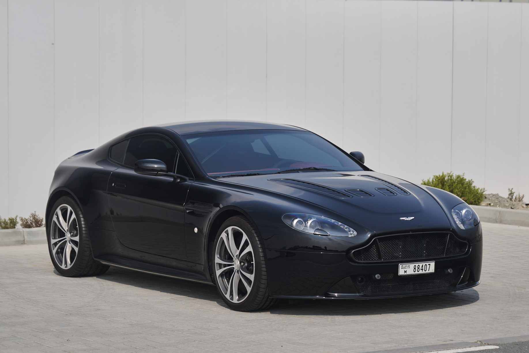 2010 Aston Martin V12 Vantage - Manual