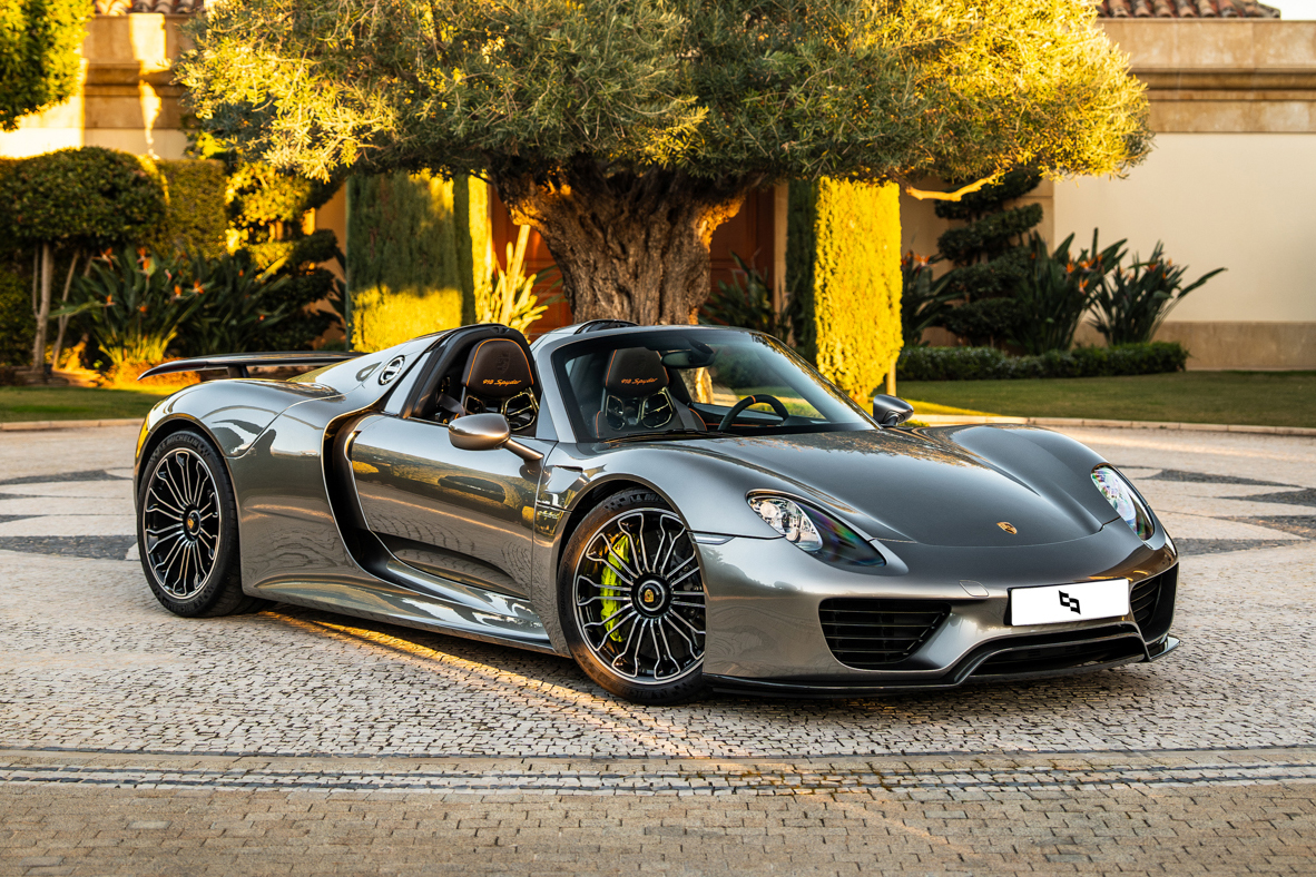 2014 Porsche 918 Spyder - 930 Km - One Owner