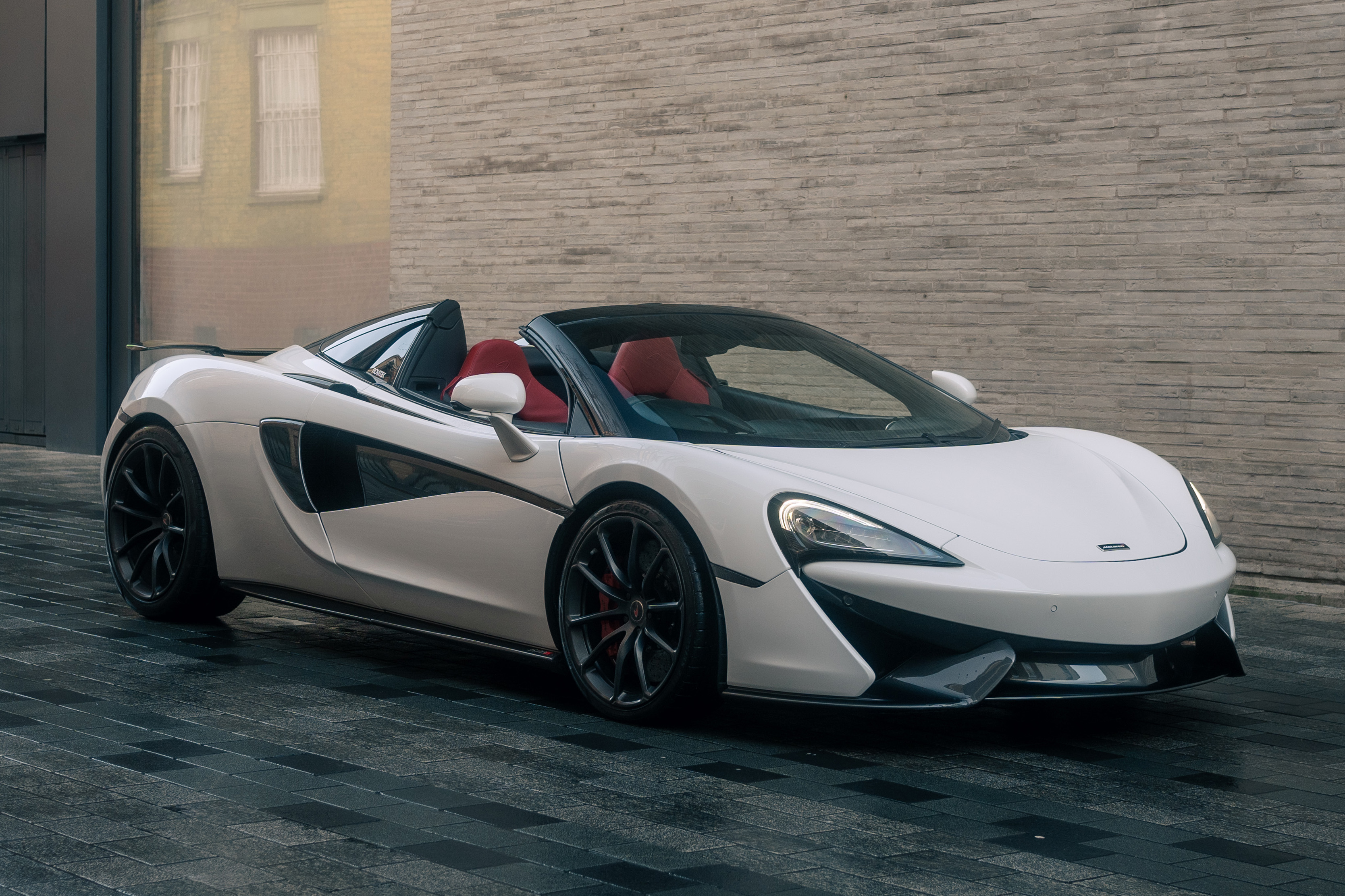 2018 Mclaren 570S Spider - Launch Edition