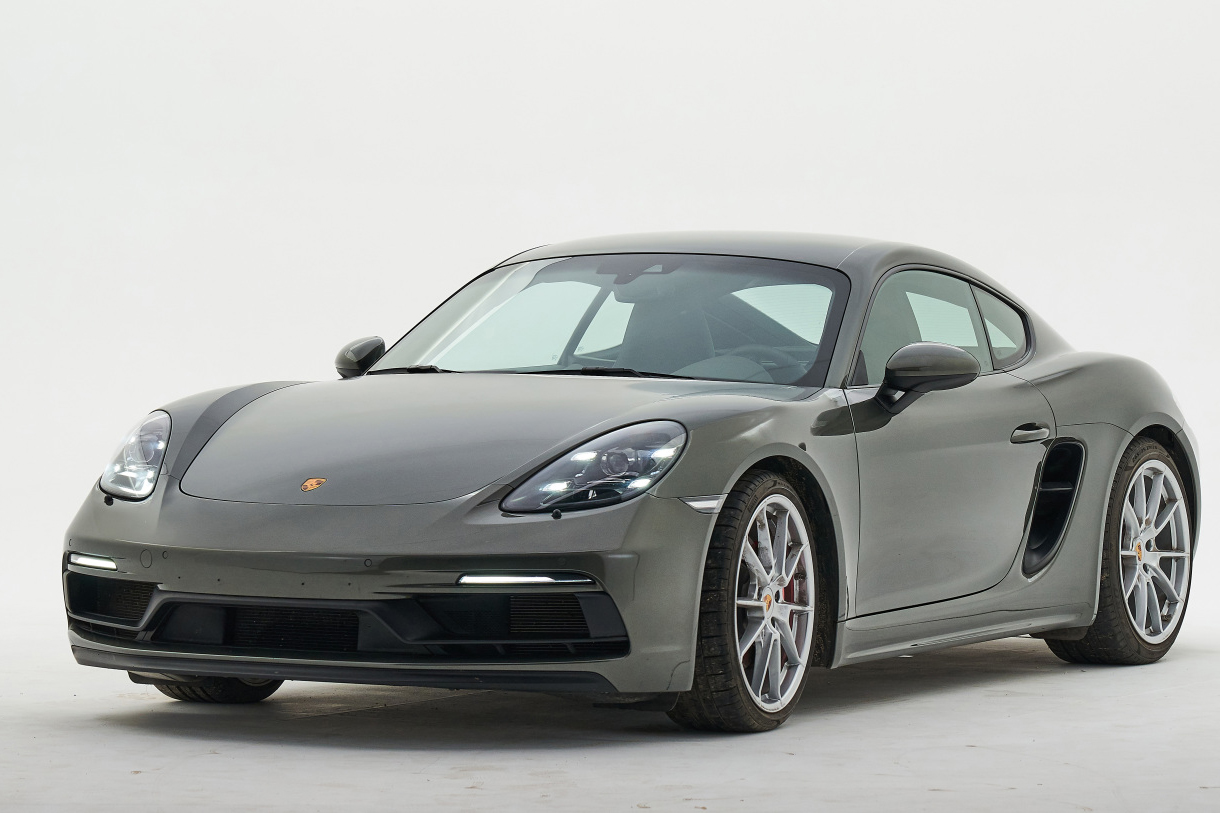 2022 Porsche 718 Cayman GTS 4.0 - Manual