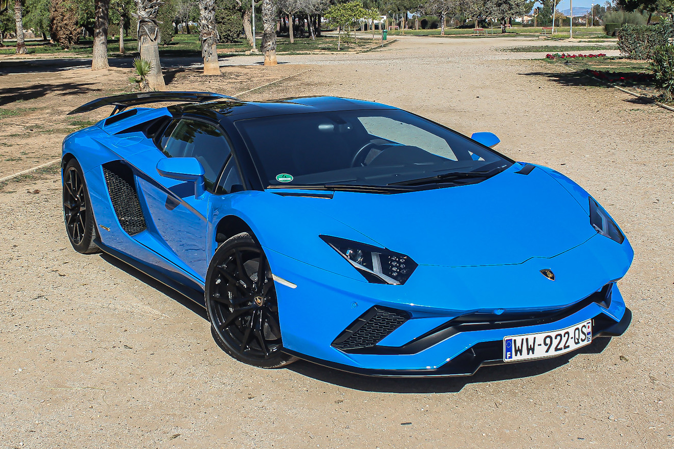 2018 Lamborghini Aventador LP740-4 S Roadster