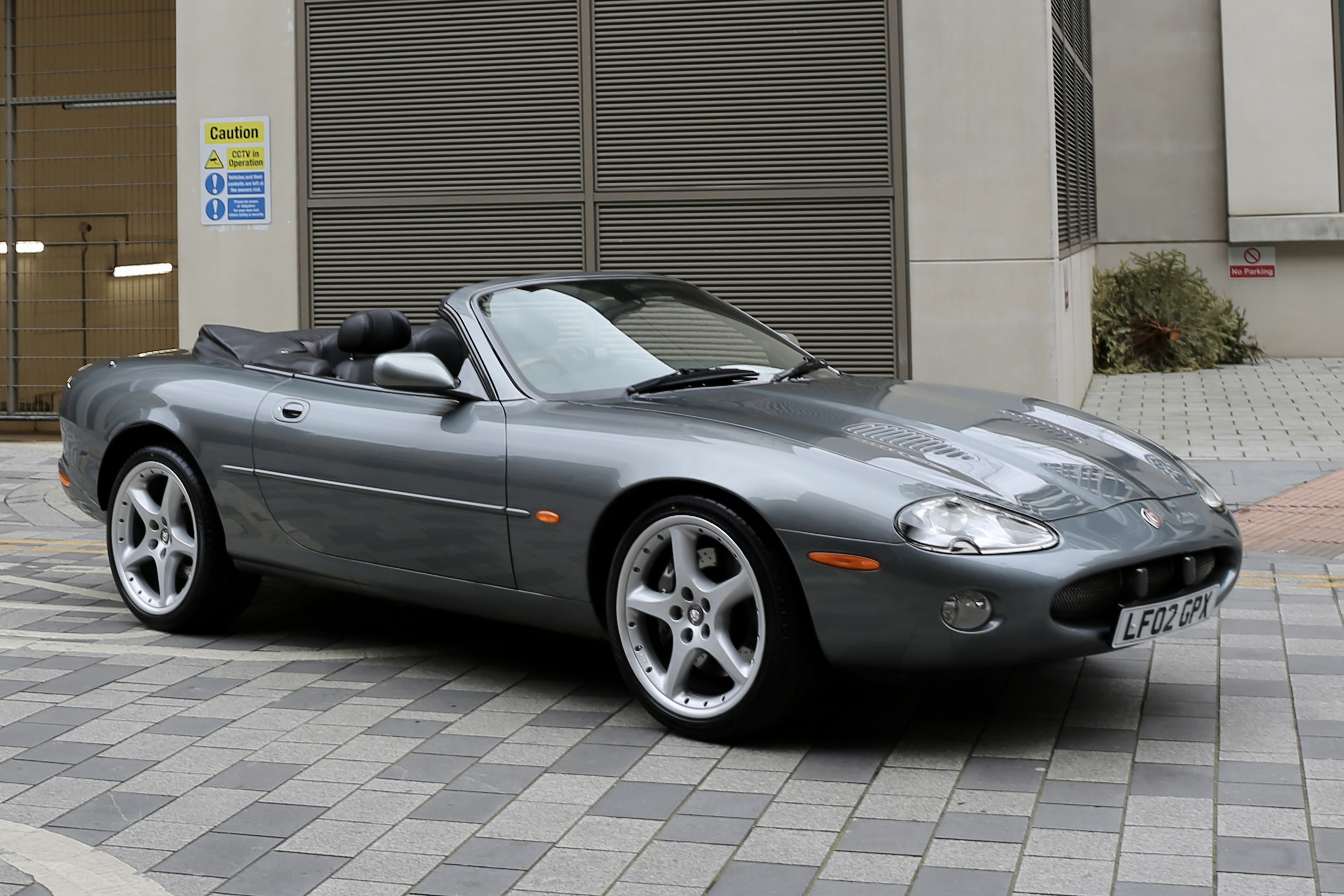 2002 Jaguar XKR 4.2 Convertible