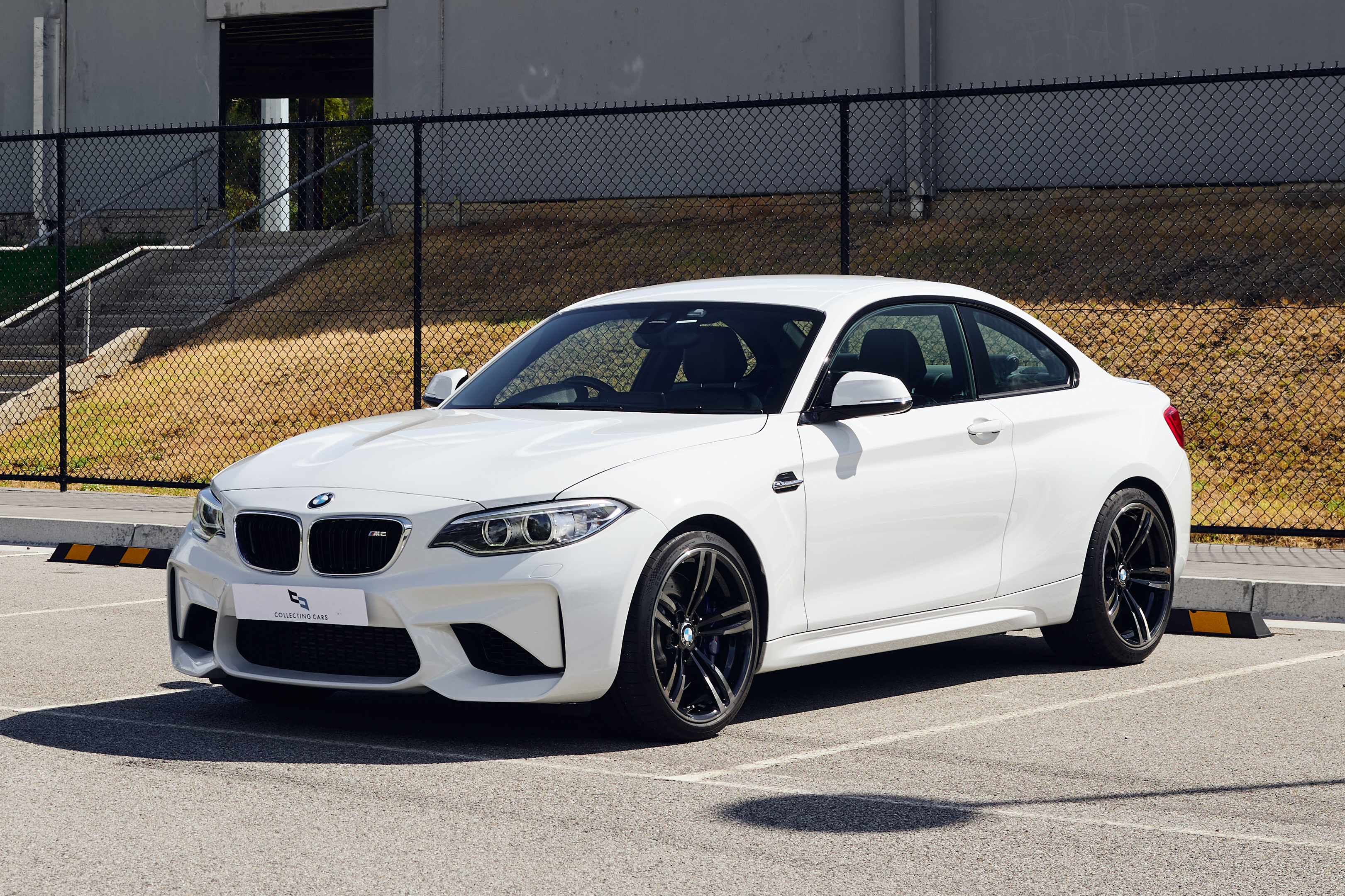 2016 BMW (F87) M2 - Manual