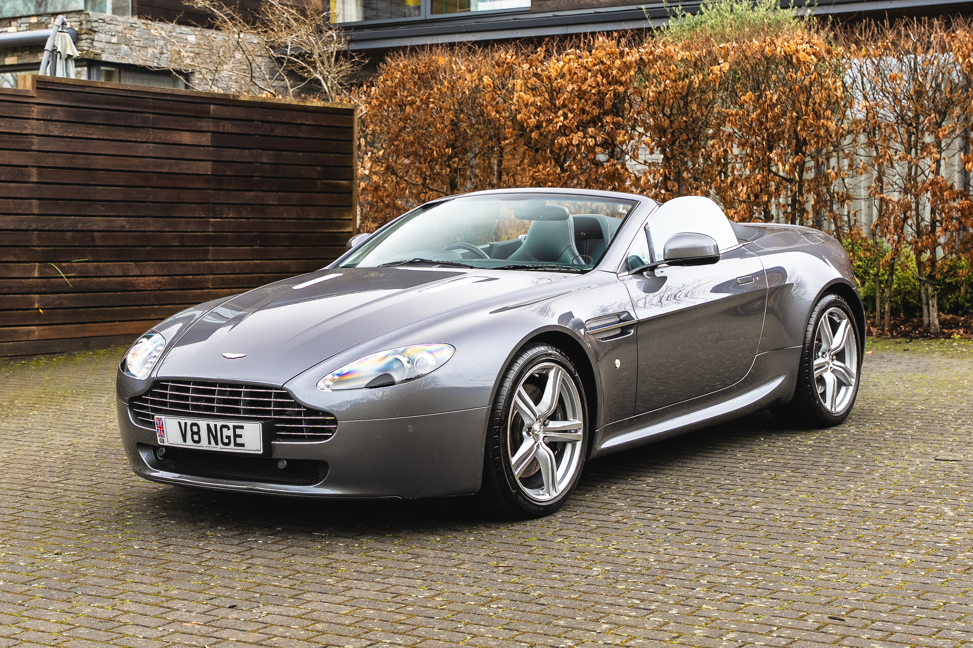 2009 Aston Martin V8 Vantage Roadster - 25,367 Miles