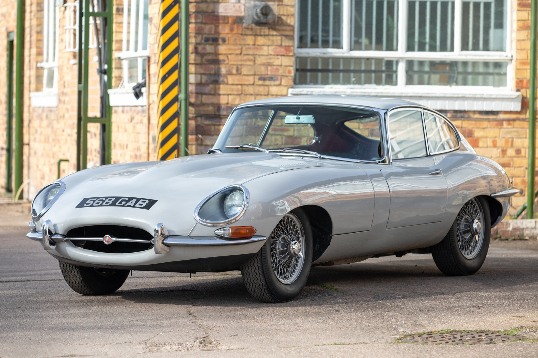 1962 Jaguar E-Type Series 1 3.8 FHC