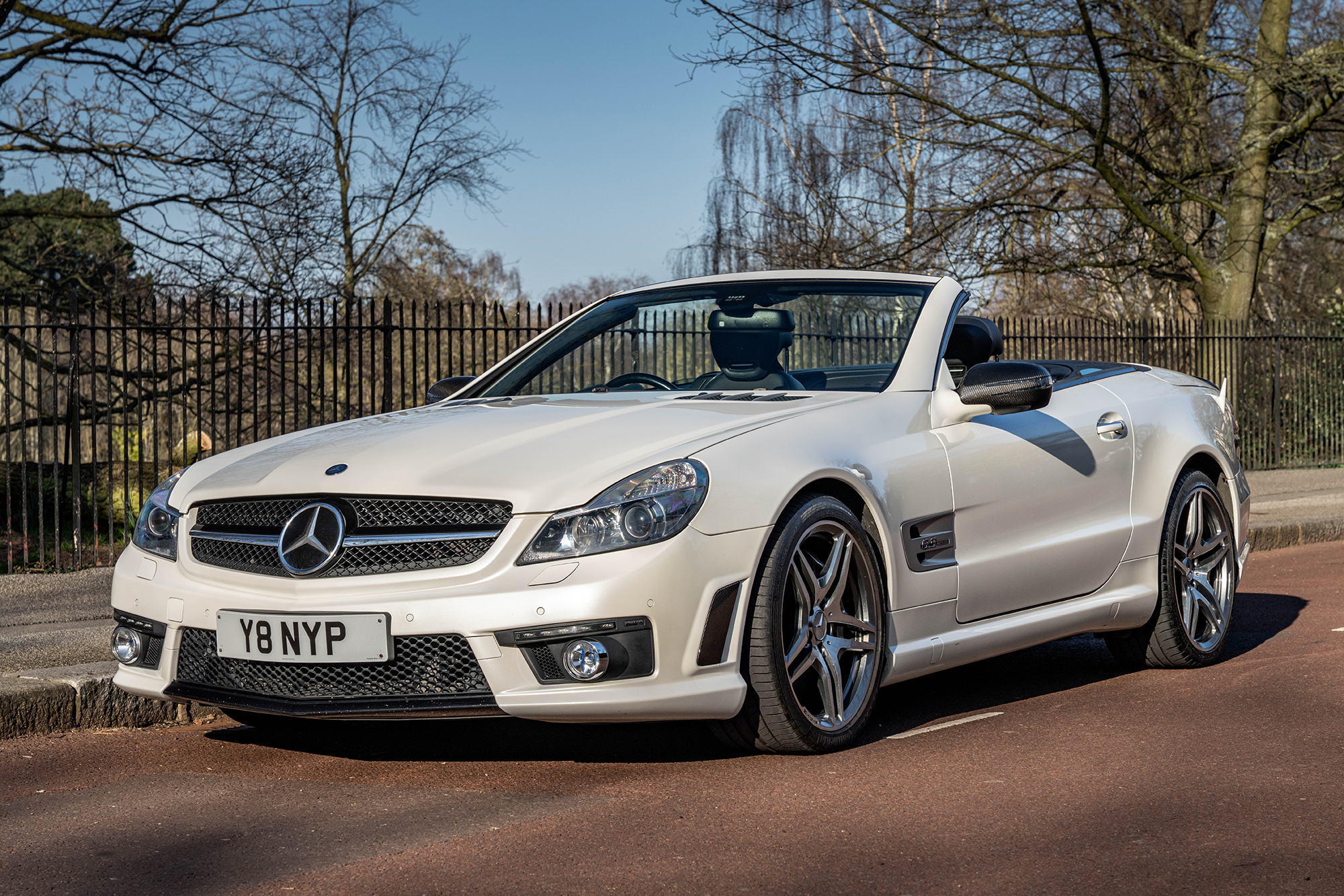 2009 Mercedes-Benz (R230) SL63 AMG