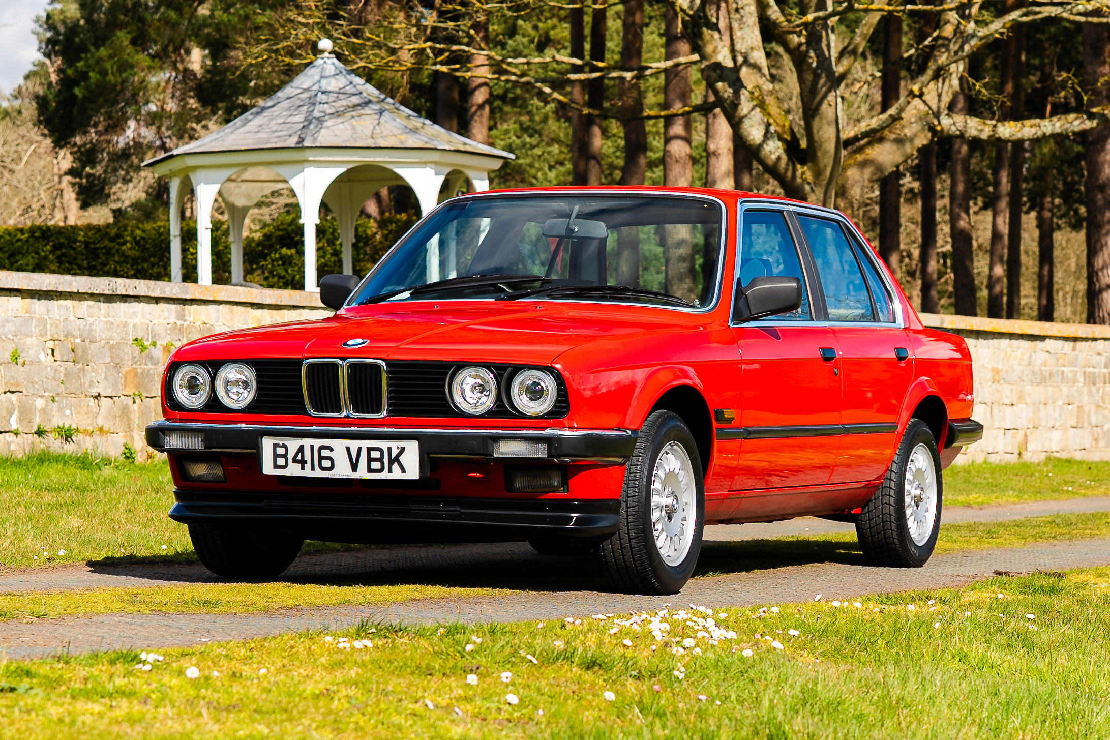 1984 BMW (E30) 320i - Manual - 33,400 Miles