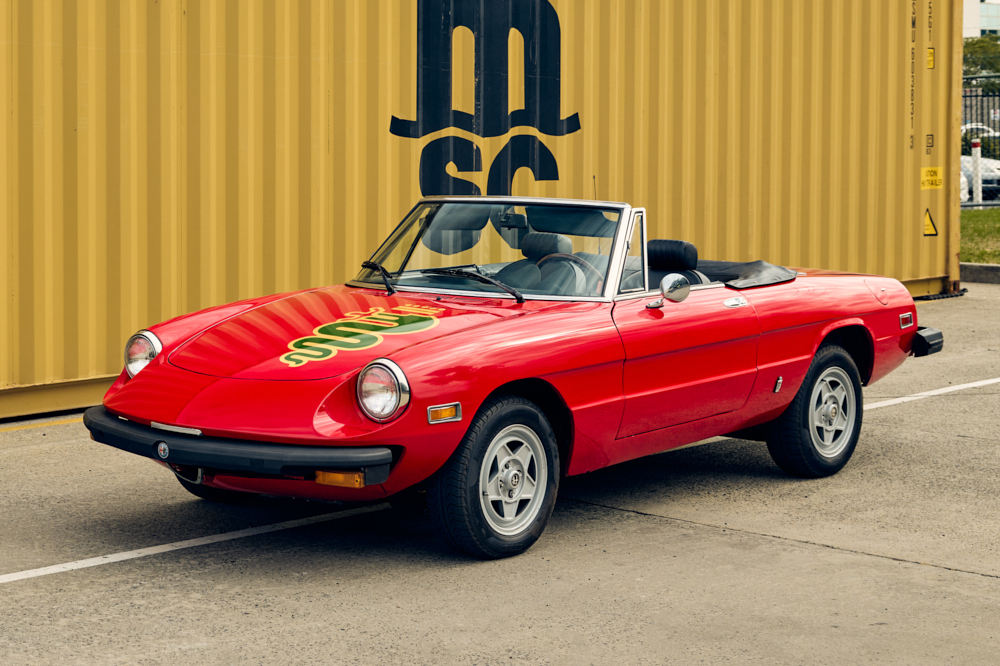 1976 Alfa Romeo 2000 Spider - LHD