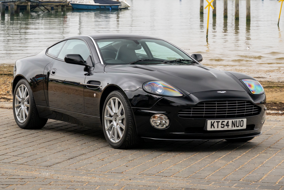 2004 Aston Martin Vanquish S - 38,114 Miles