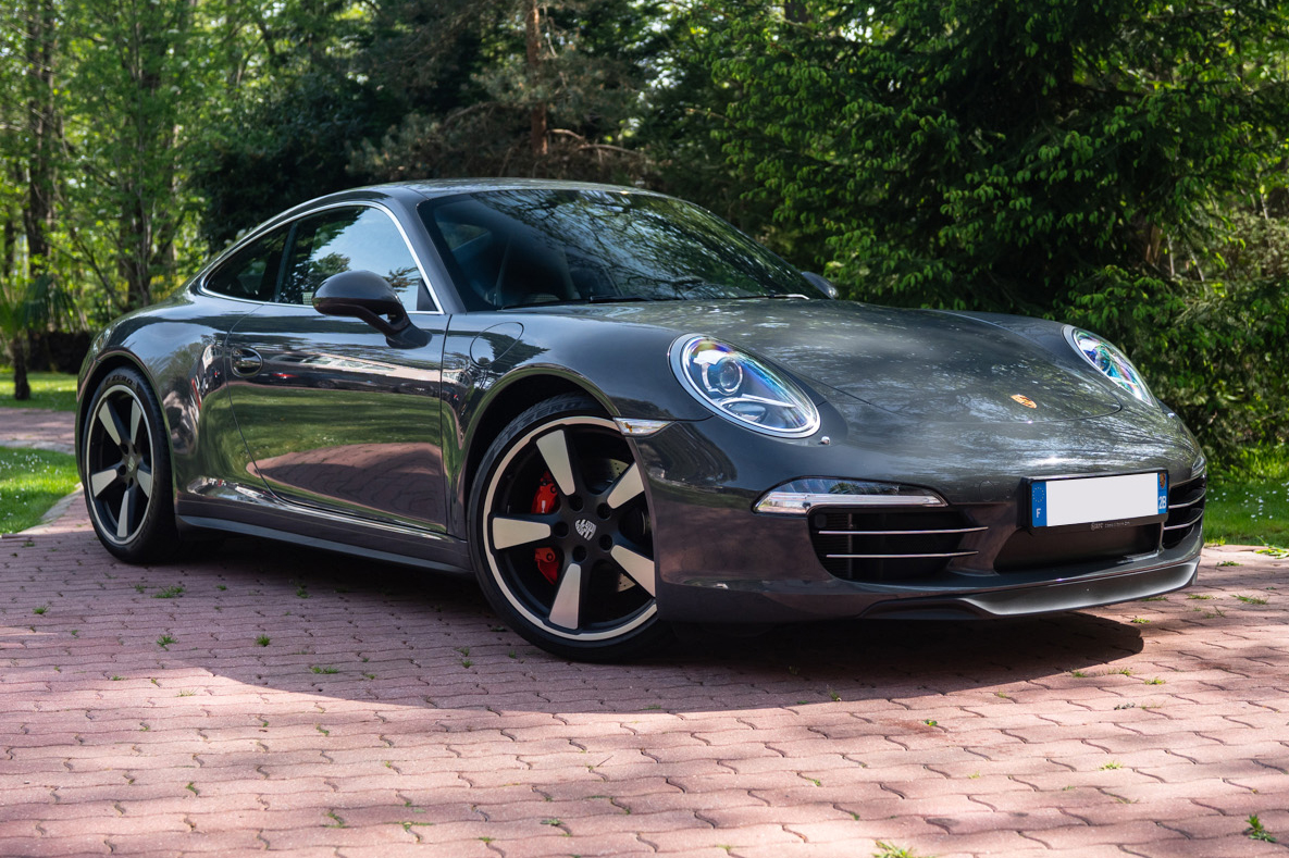 2013 Porsche 911 (991) 50th Anniversary Edition - Manual - 18,922 Km