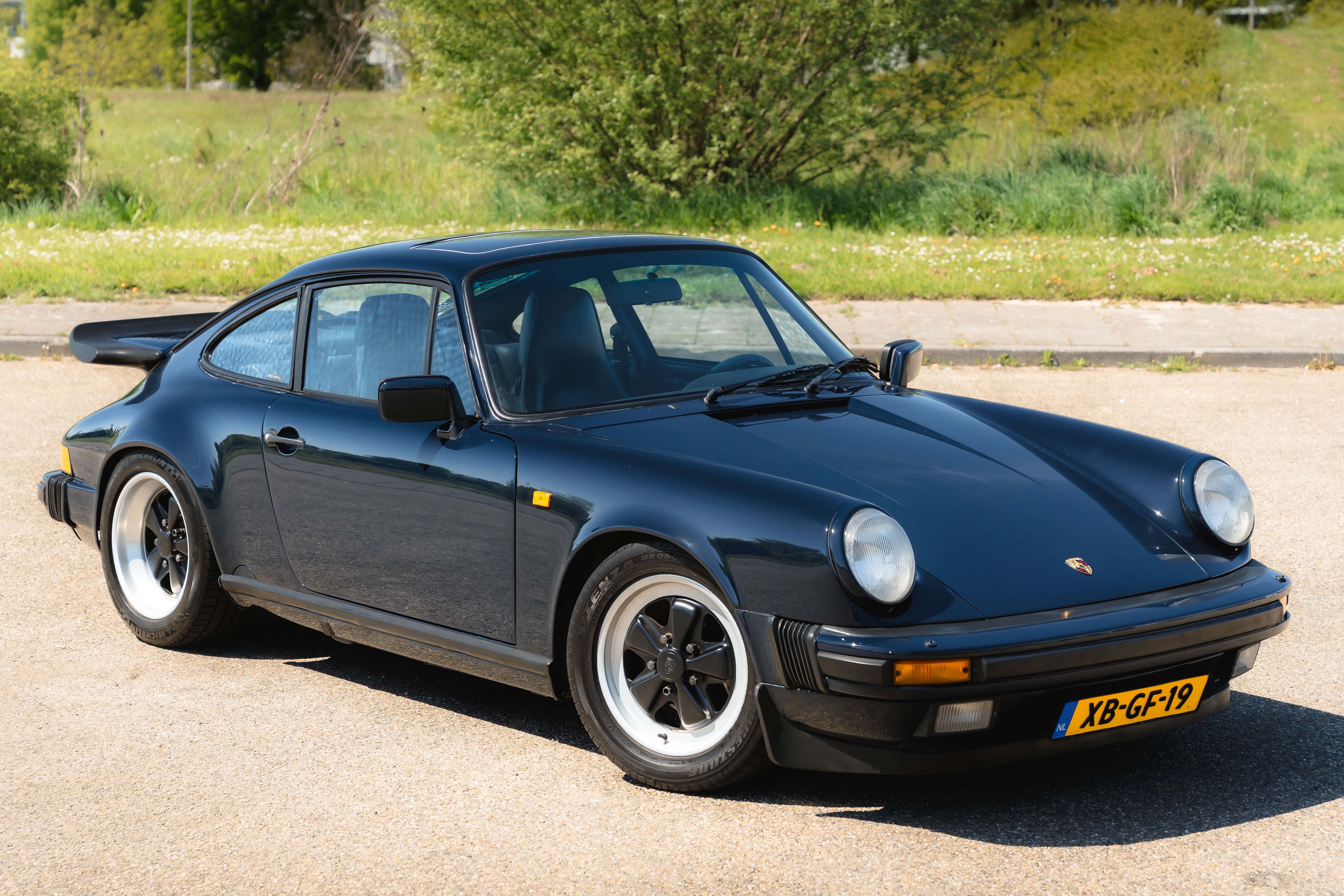 1988 Porsche 911 Carrera 3.2 - G50