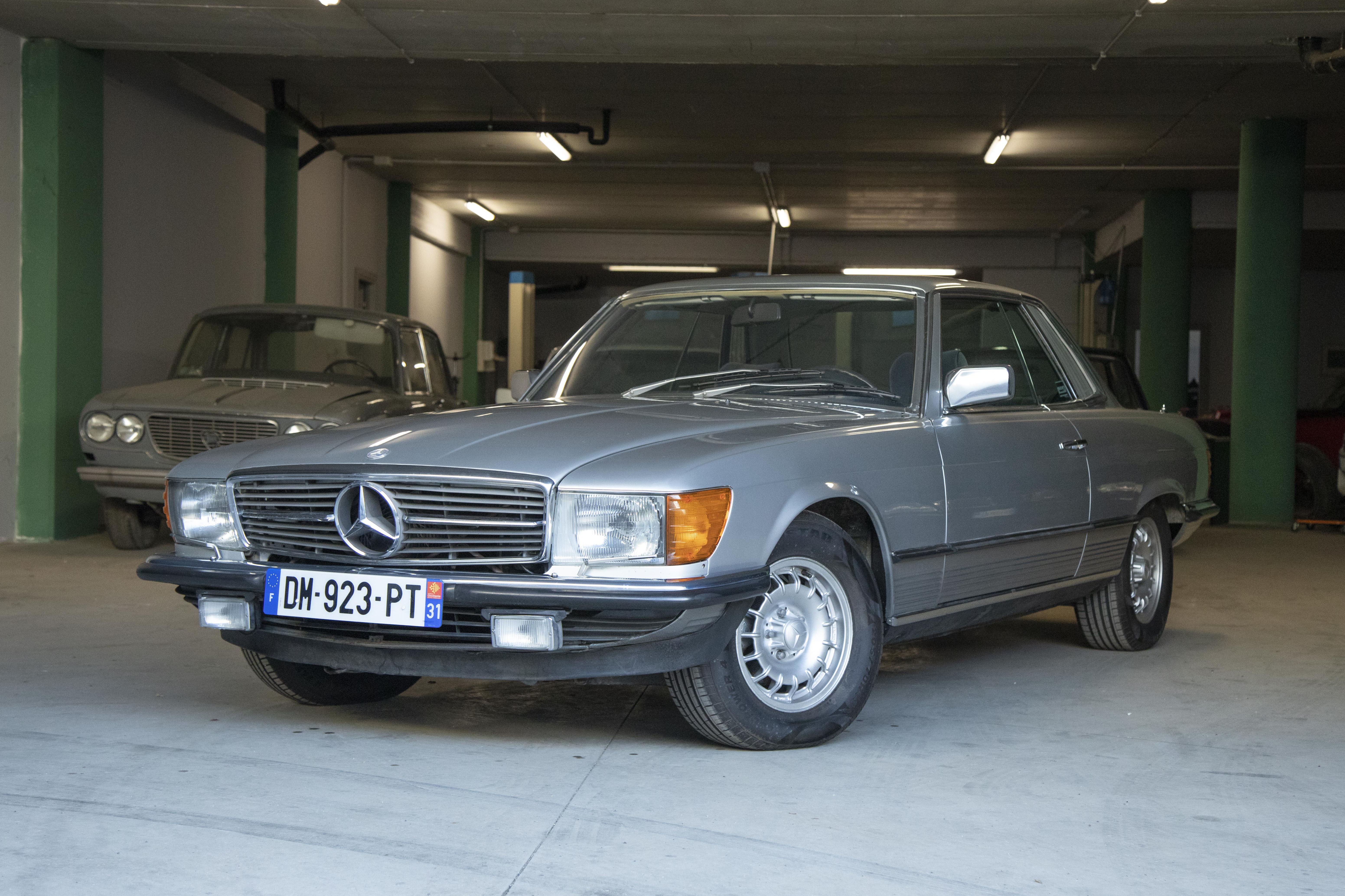 1981 Mercedes-Benz (R107) 500 SLC