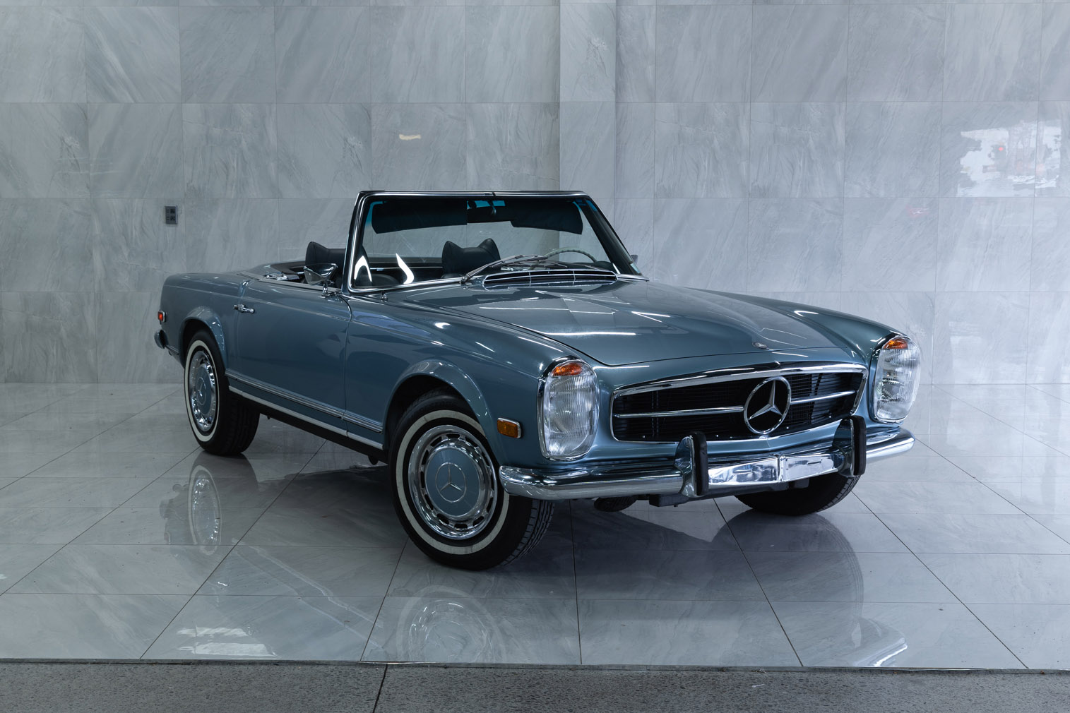 1970 Mercedes Benz 280 SL Pagoda