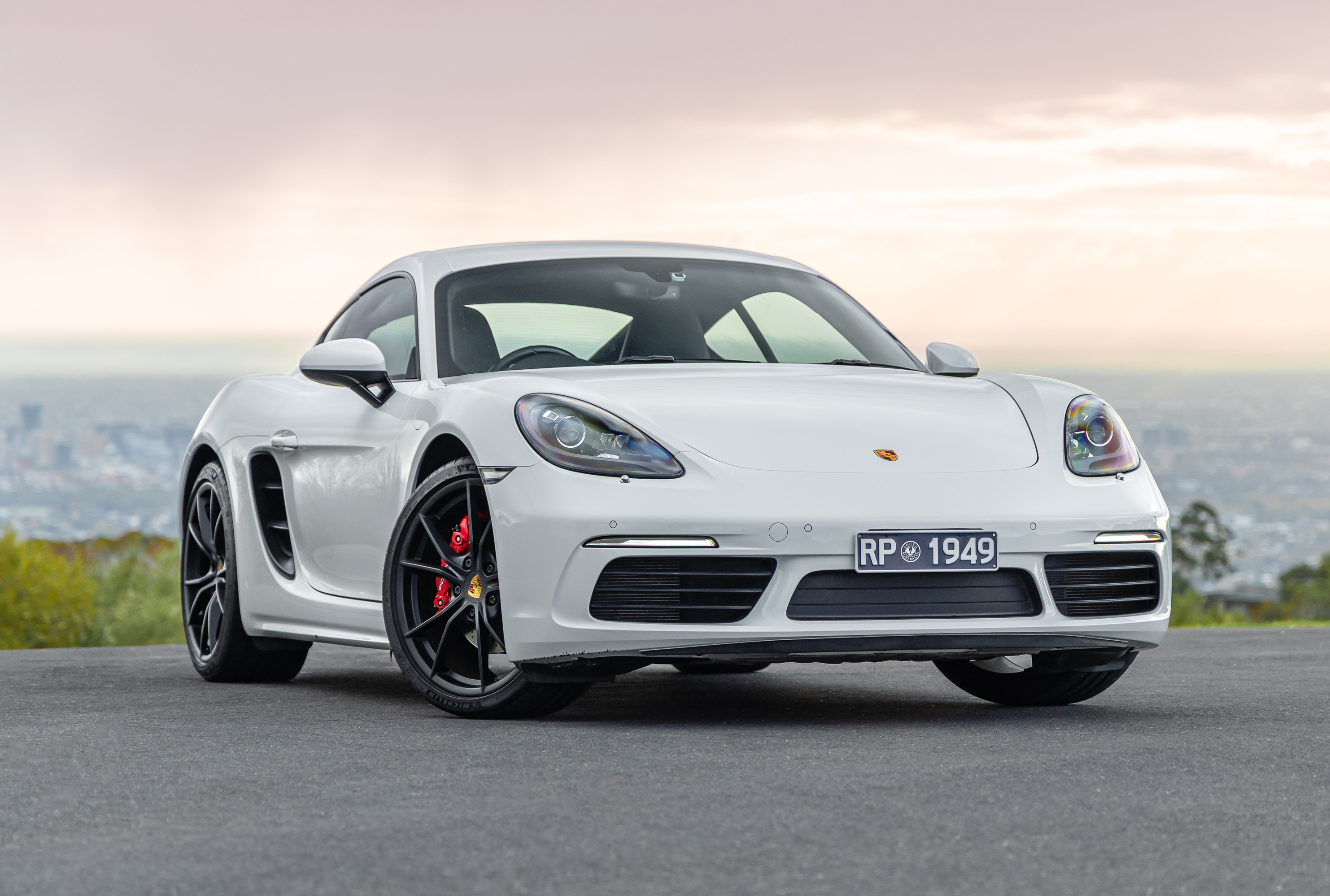 2018 Porsche 718 Cayman S