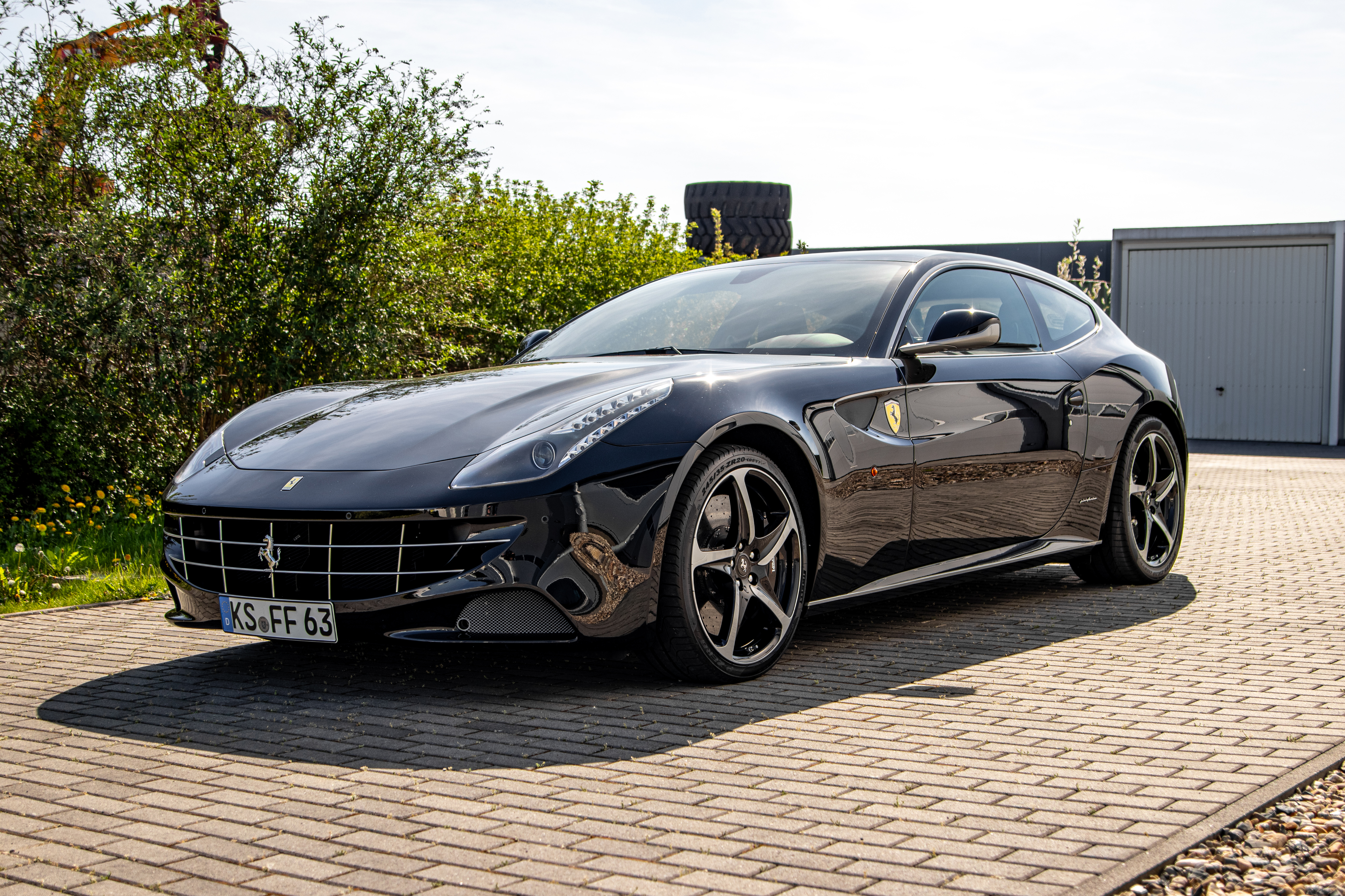 2015 Ferrari FF - Tailor Made - 12,121 km