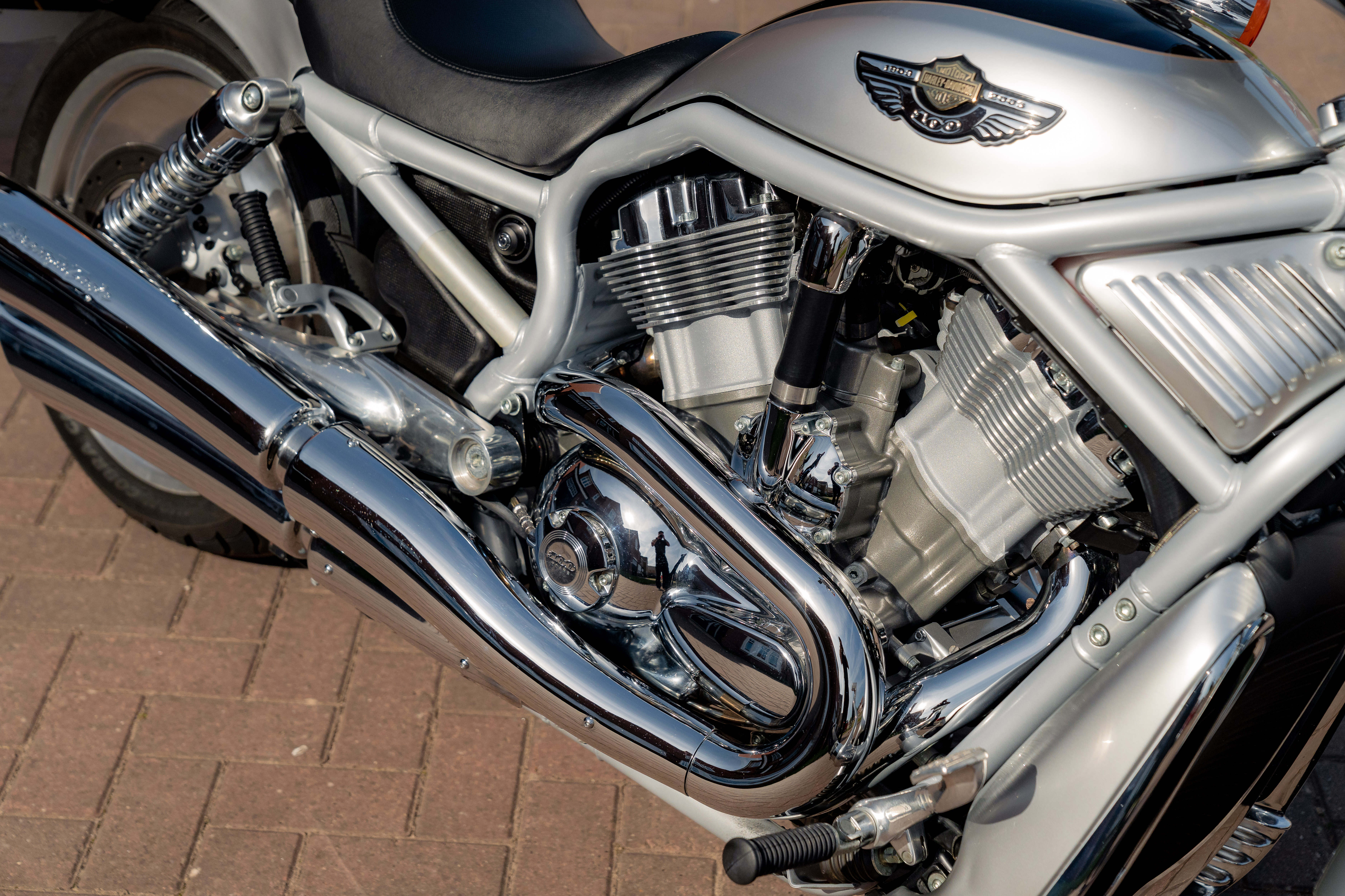 2003 Harley-Davidson VRSCA V-Rod Anniversary - 740 Miles for sale by  auction in Nottingham, United Kingdom, image size:1263x842