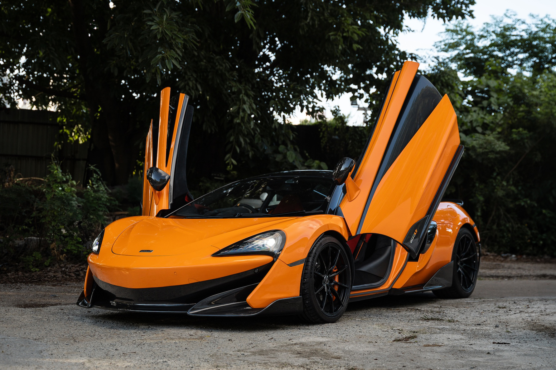 2019 McLaren 600LT - 7,909 km