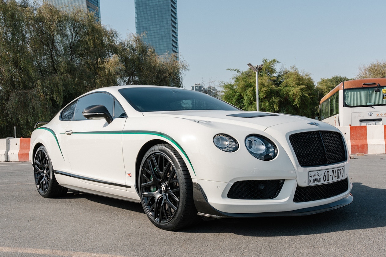 2015 Bentley Continental GT3-...