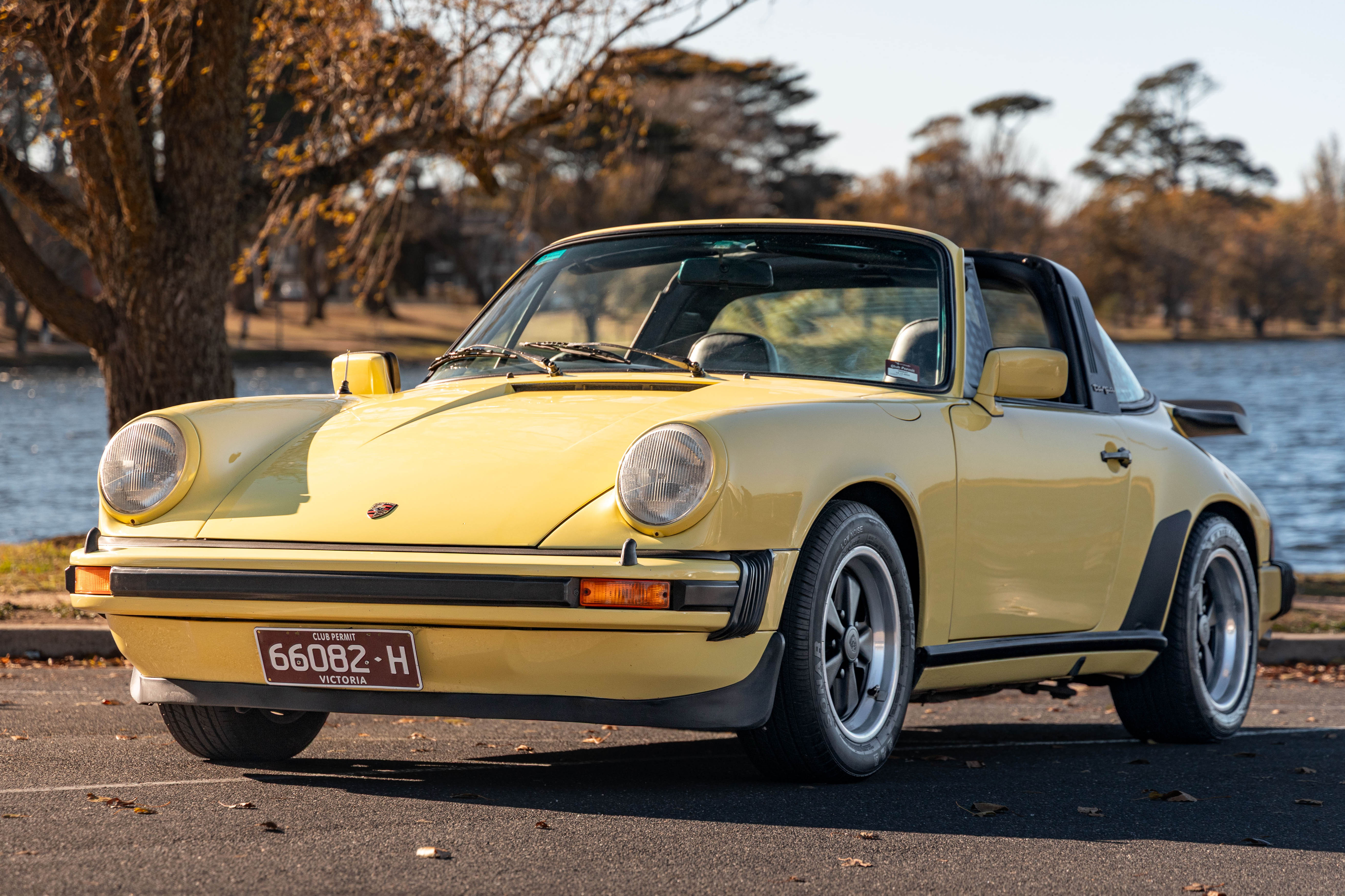 1976 Porsche 911 Carrera 3.0 Targa
