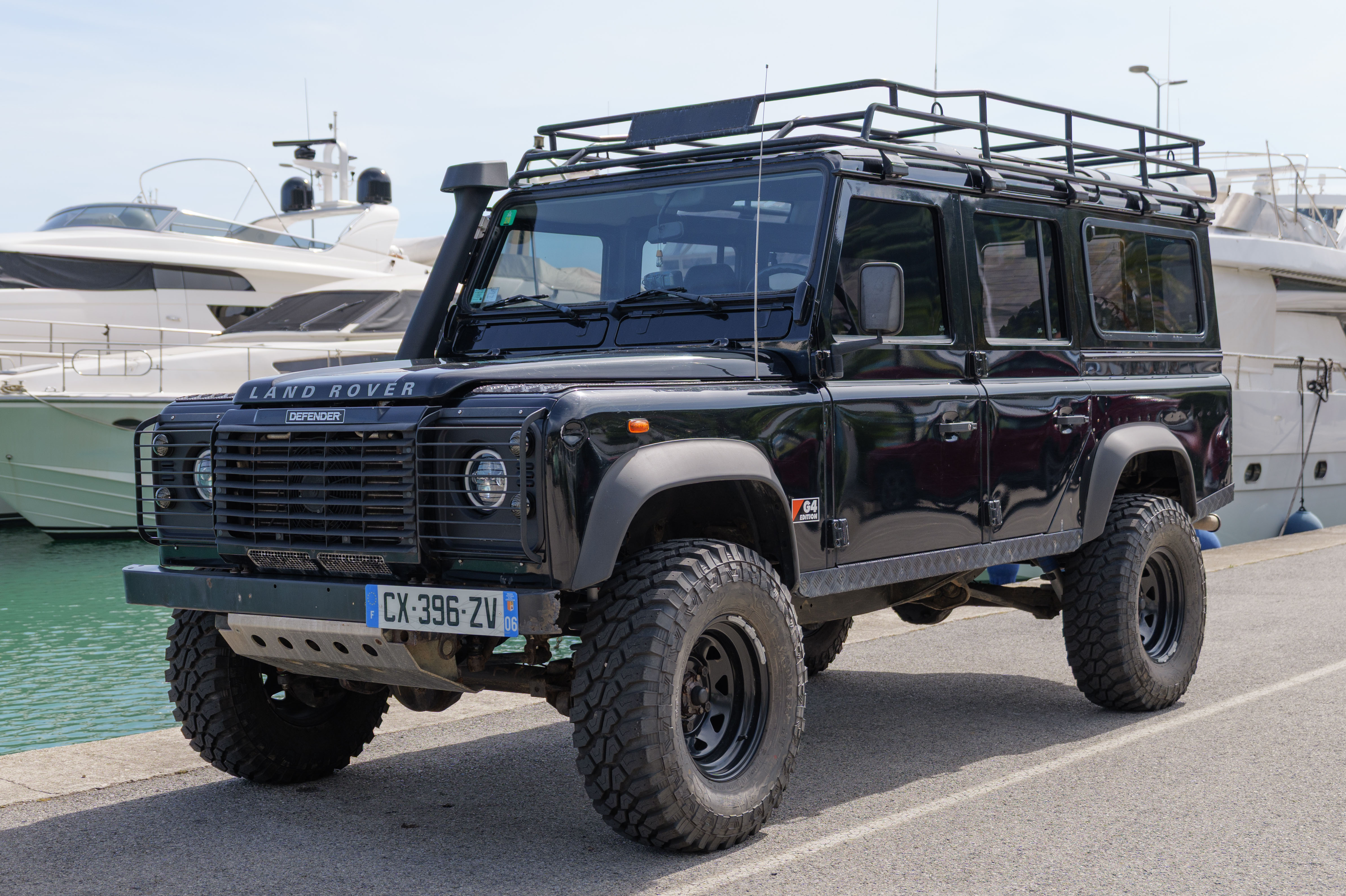 2006 Land Rover Defender 110 TD5 - G4 Edition