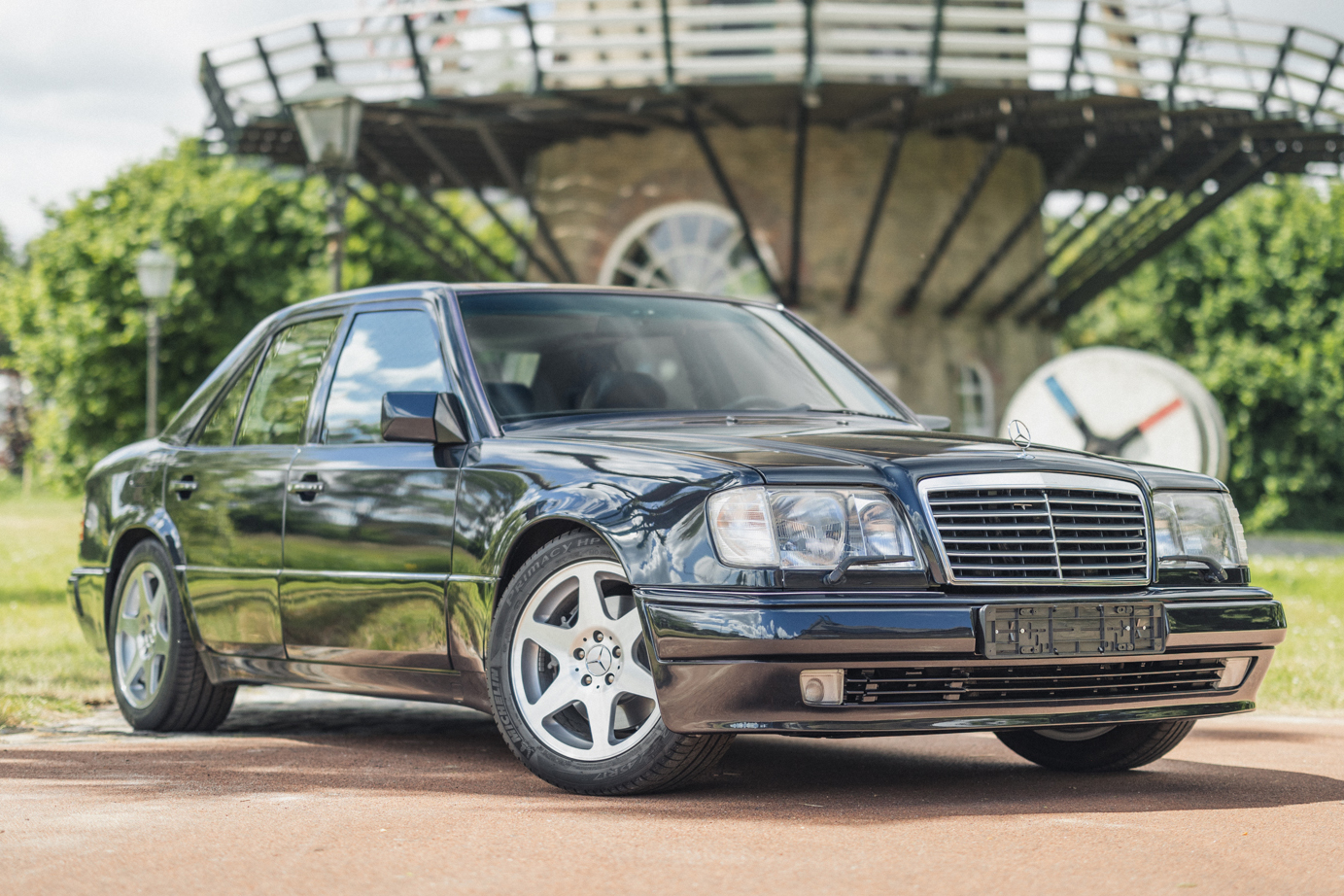 1995 Mercedes-Benz (W124) E500 Limited