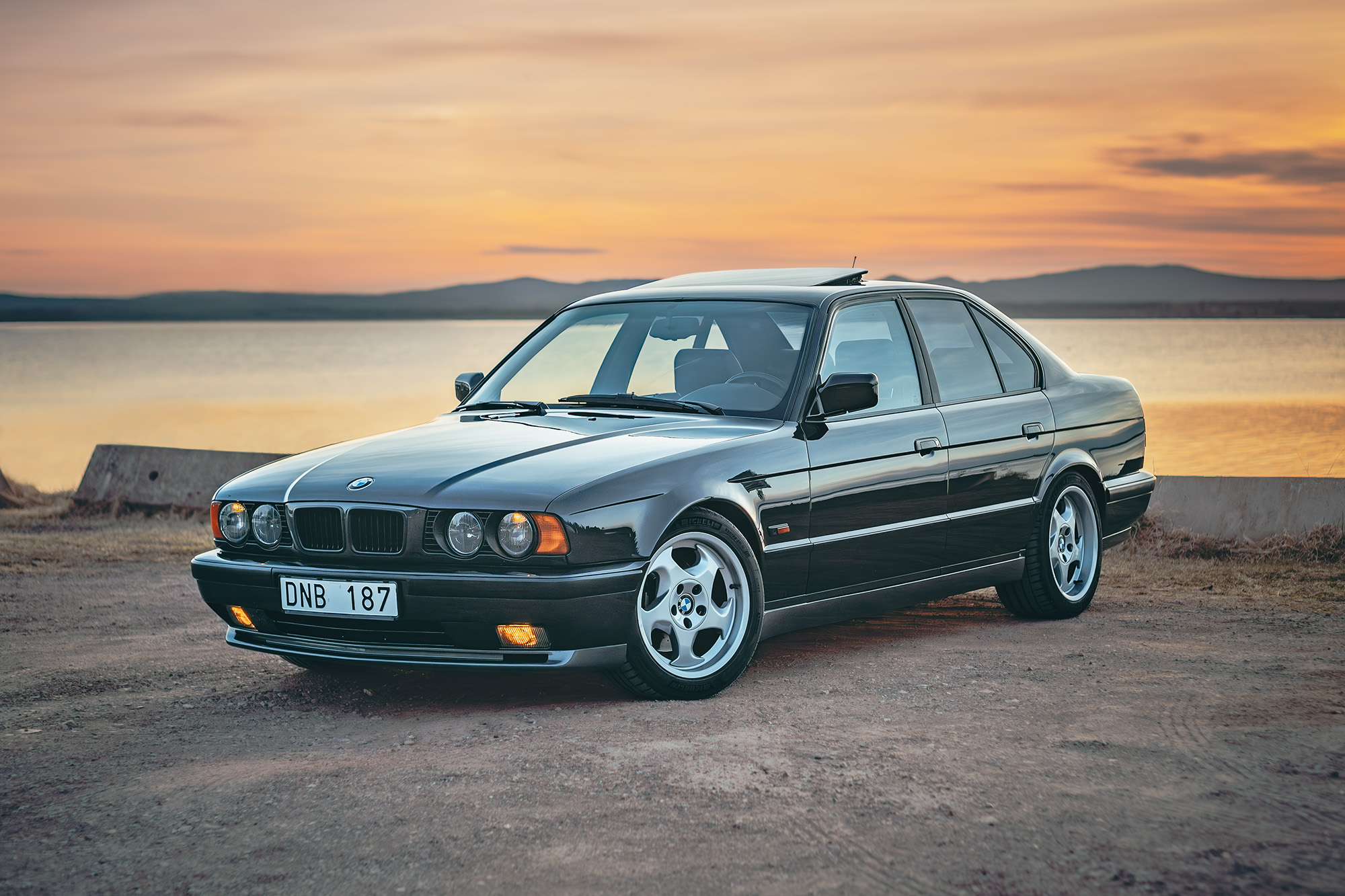1992 BMW (E34) M5