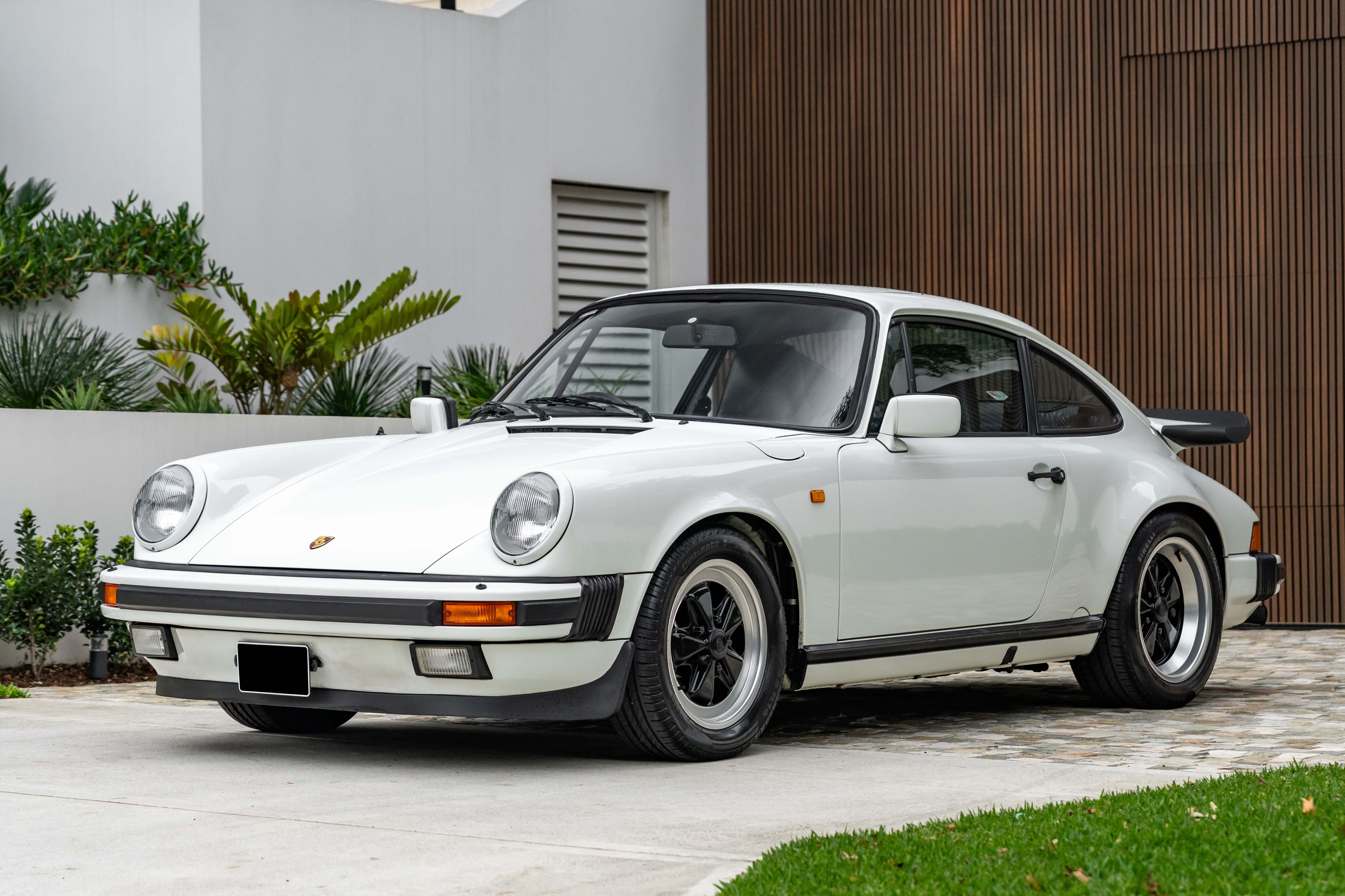 1988 Porsche 911 Carrera 3.2 - G50