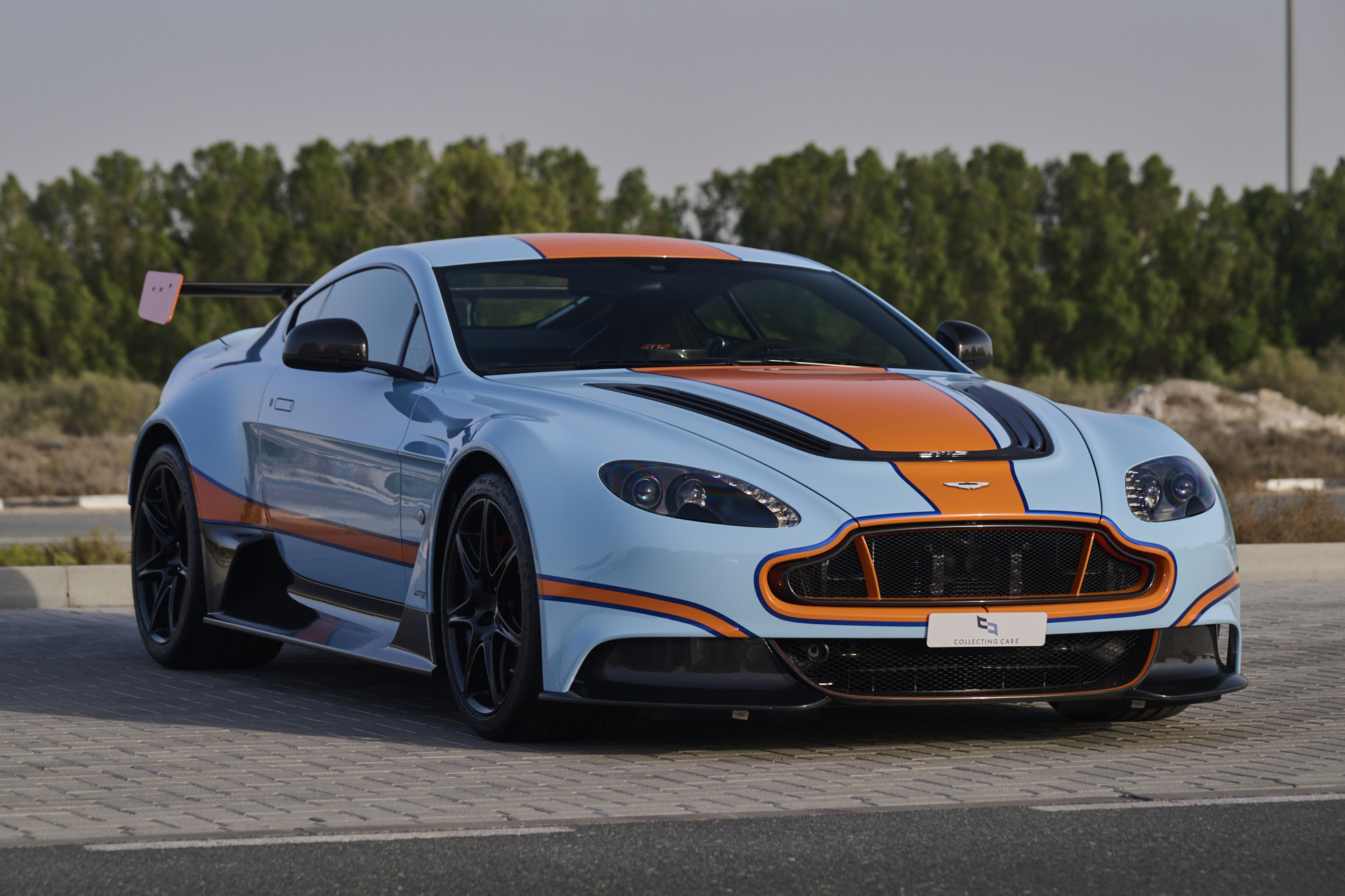 2016 Aston Martin Vantage GT12 - 32 Km