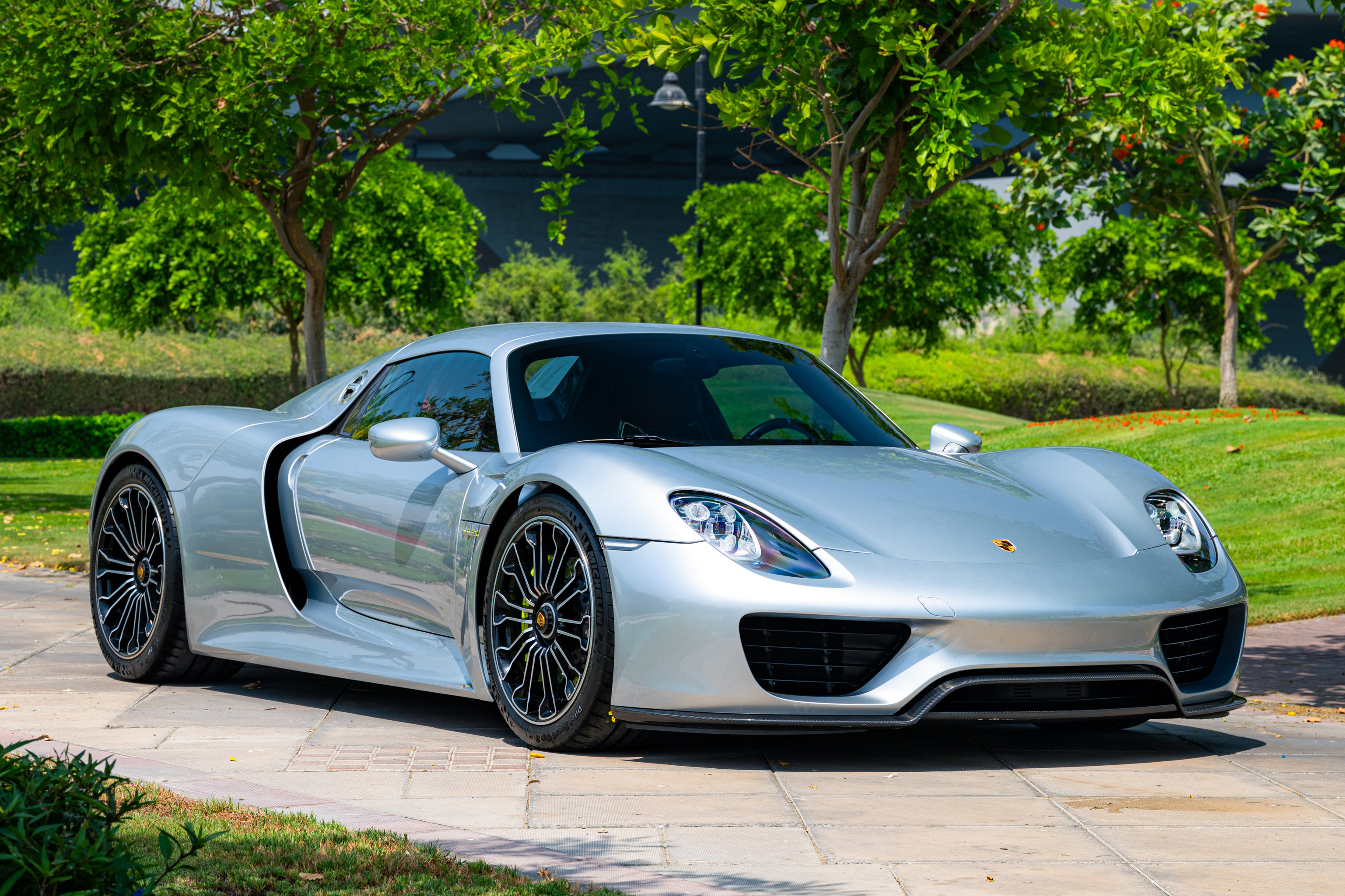2014 Porsche 918 Spyder - 7,790 Km