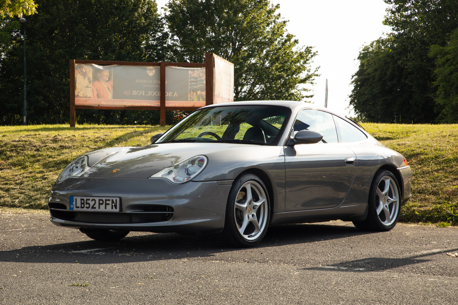 2002 Porsche 911 (996) Carrera - Manual