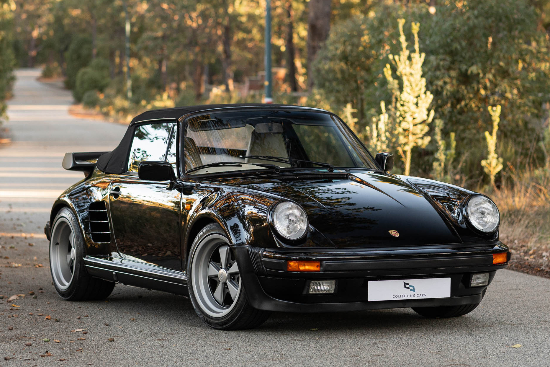 1989 Porsche 911 Carrera 3.2 Cabriolet