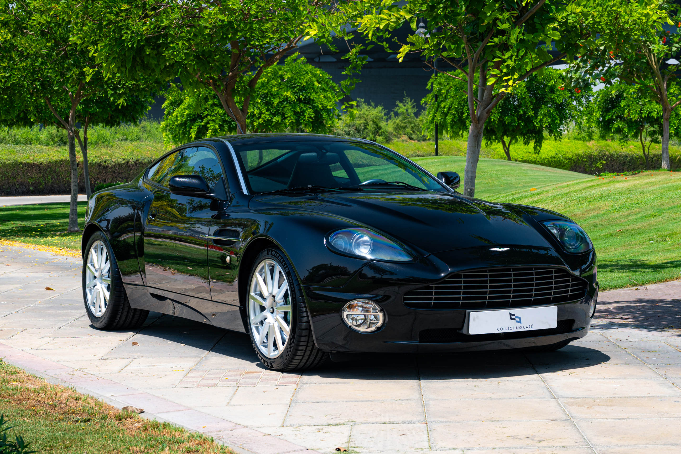 2006 Aston Martin Vanquish S - Manual