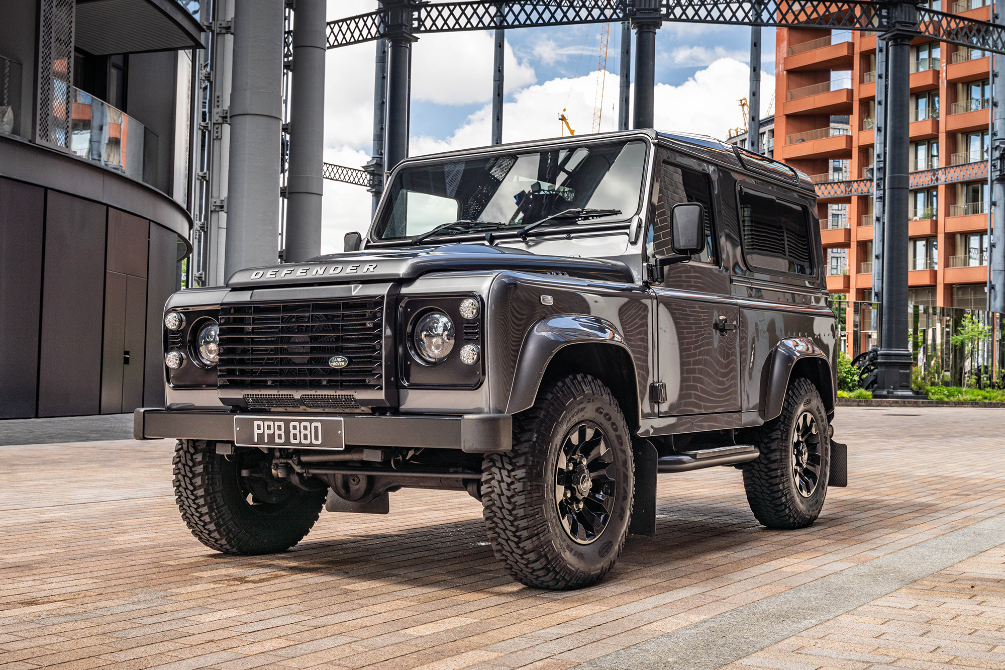 2016 Land Rover Defender 90 XS - 14,677 Miles
