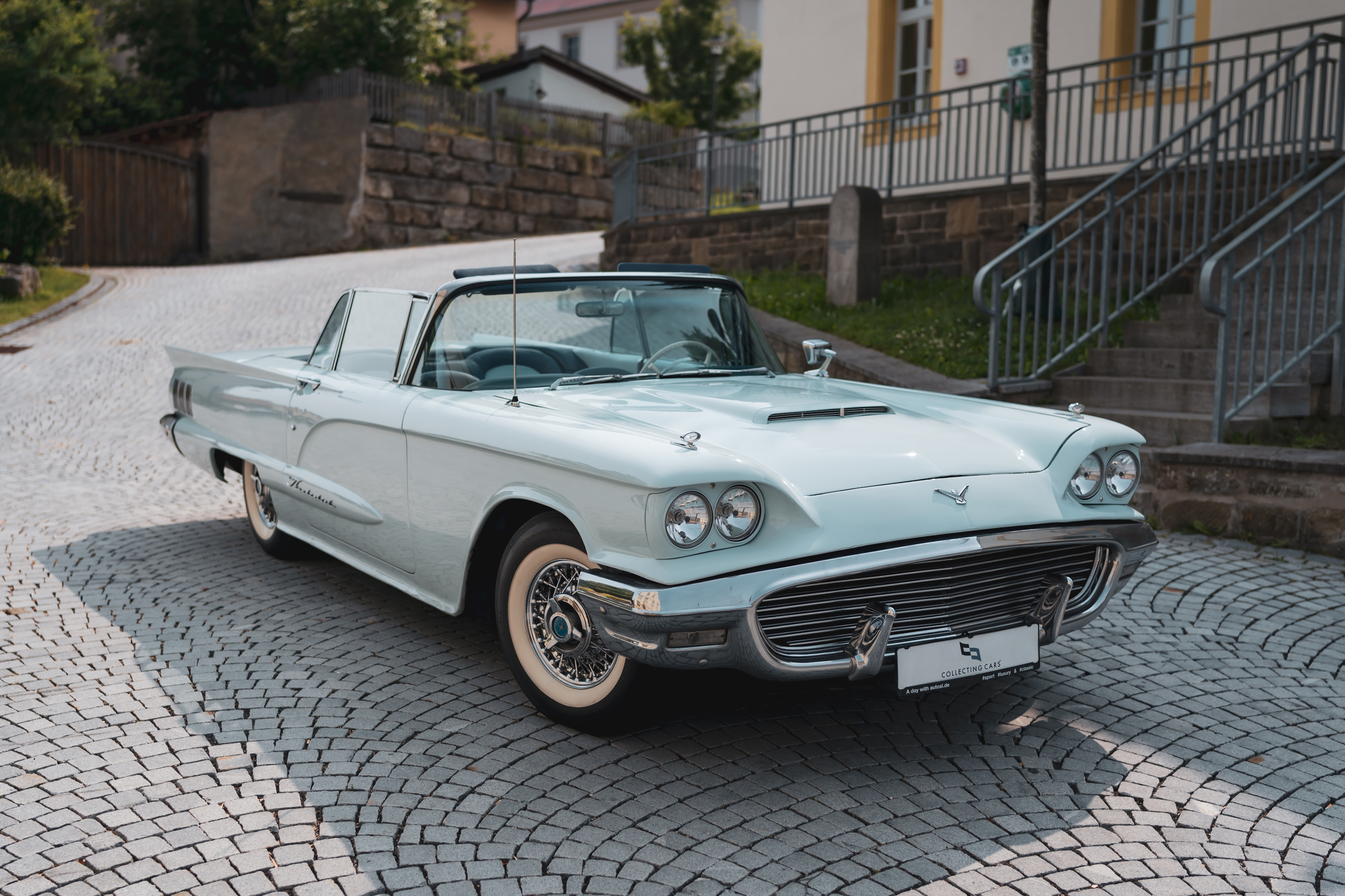 1960 Ford Thunderbird