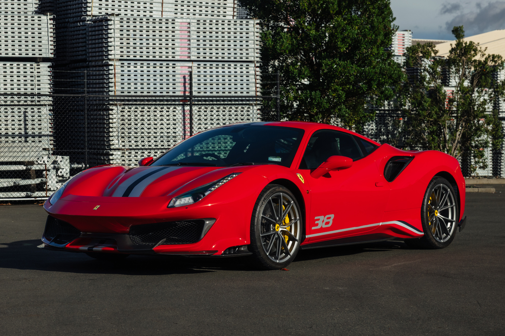 2019 Ferrari 488 Pista - 460 Km