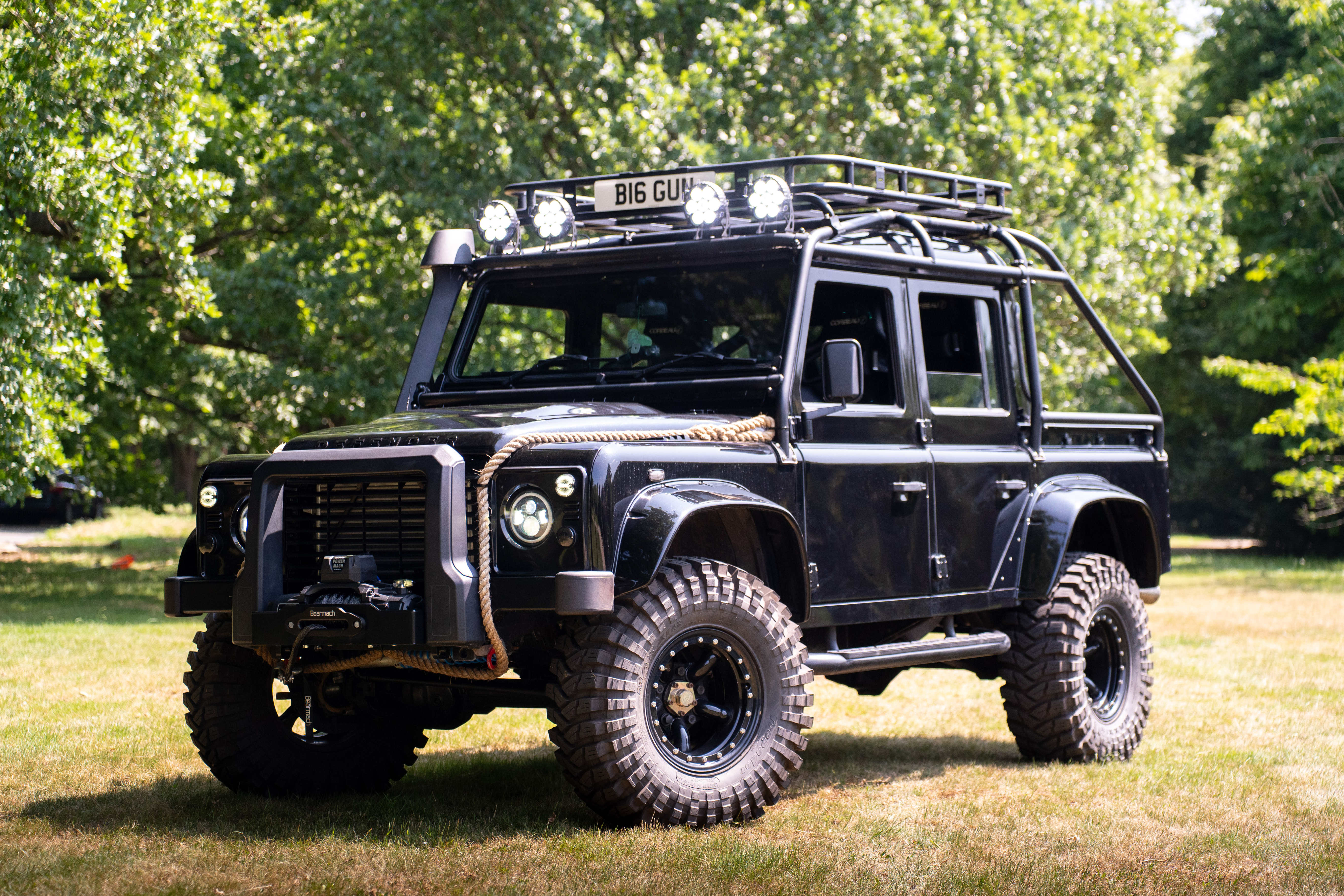 2002 Land Rover Defender 110 TD5 - Spectre Evocation