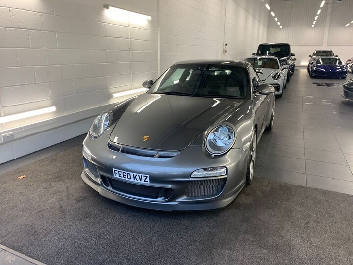 2010 Porsche 911 (997.2) GT3