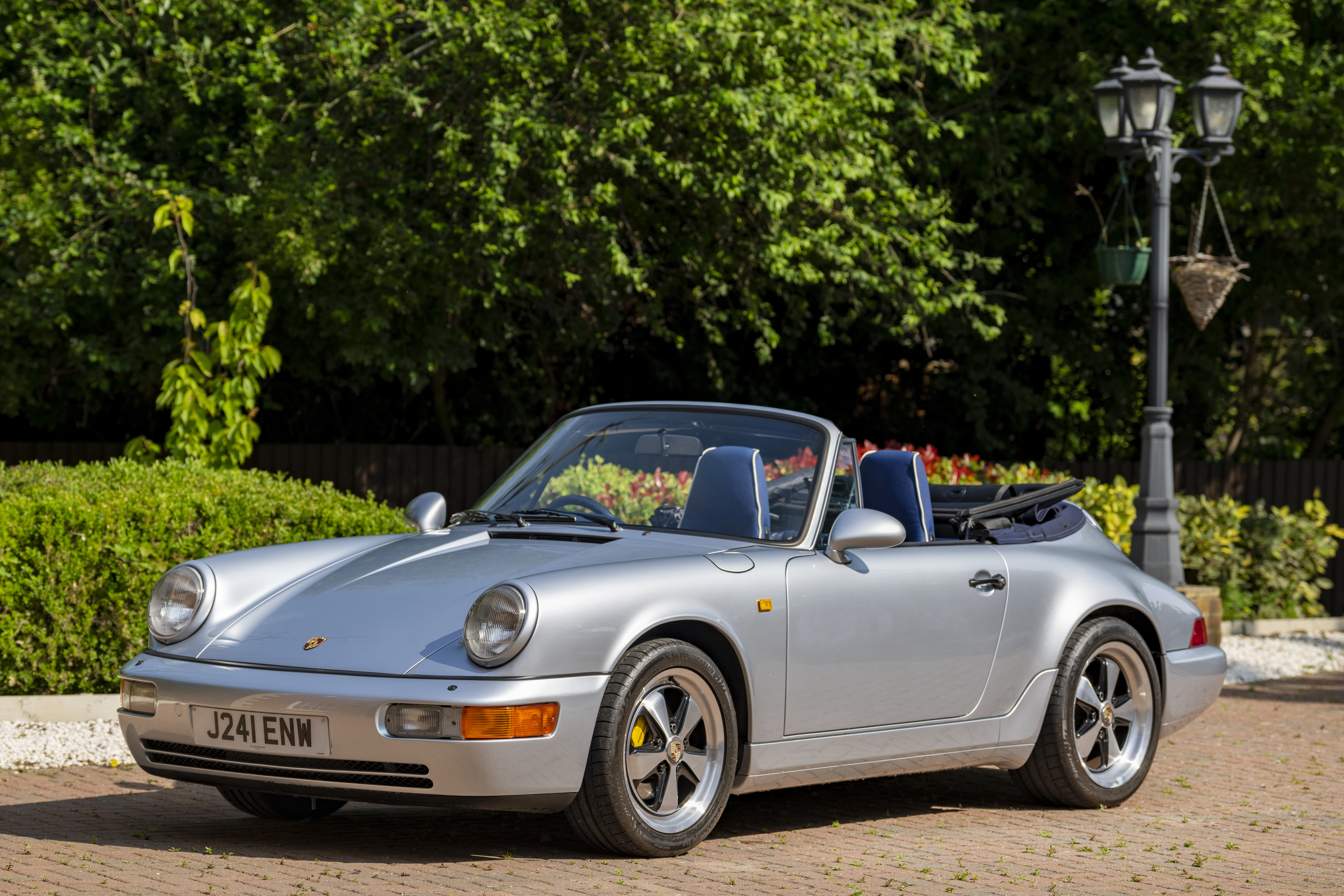 1992 Porsche 911 (964) Carrera 2 Cabriolet