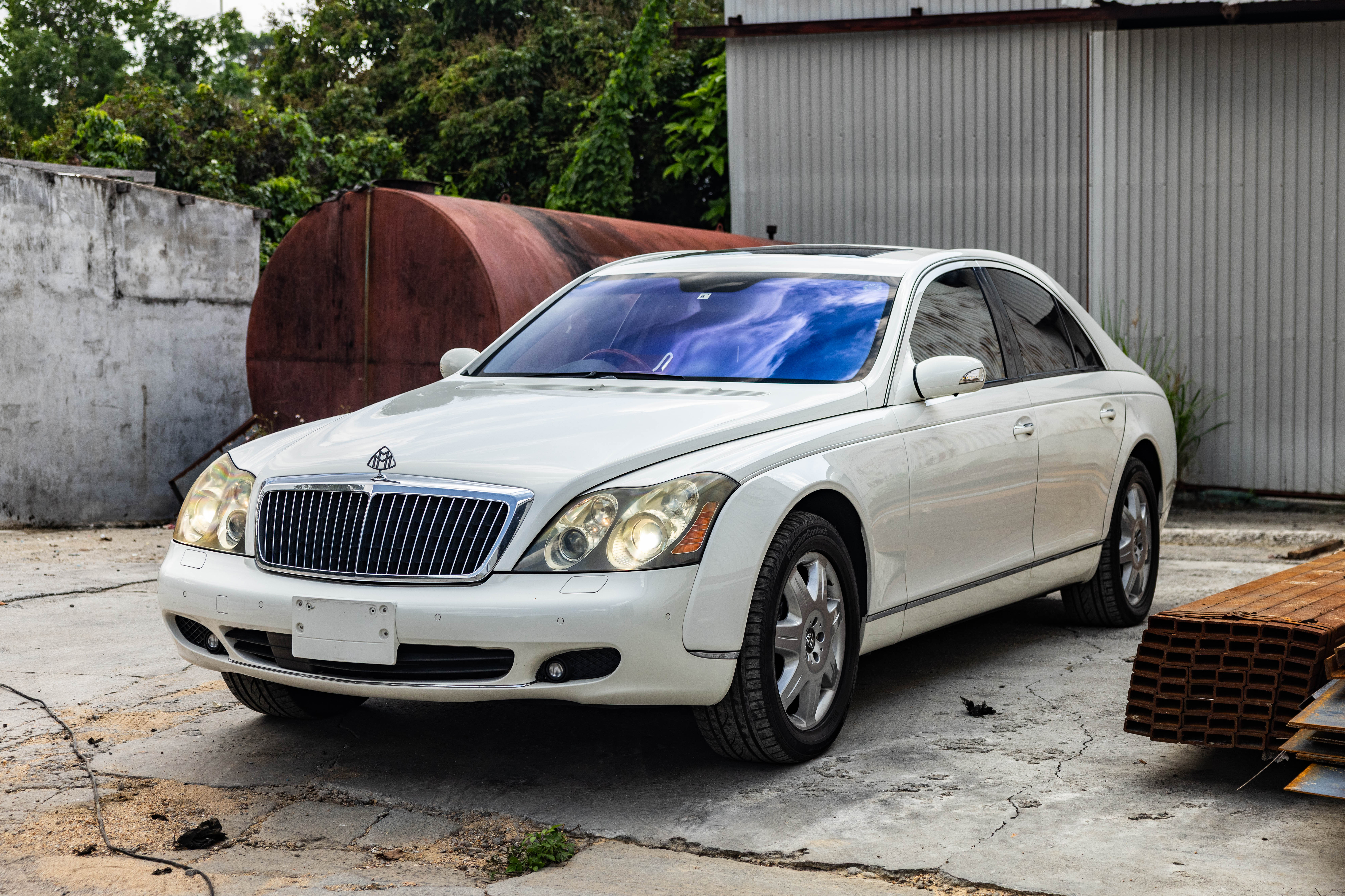 2004 Maybach 57