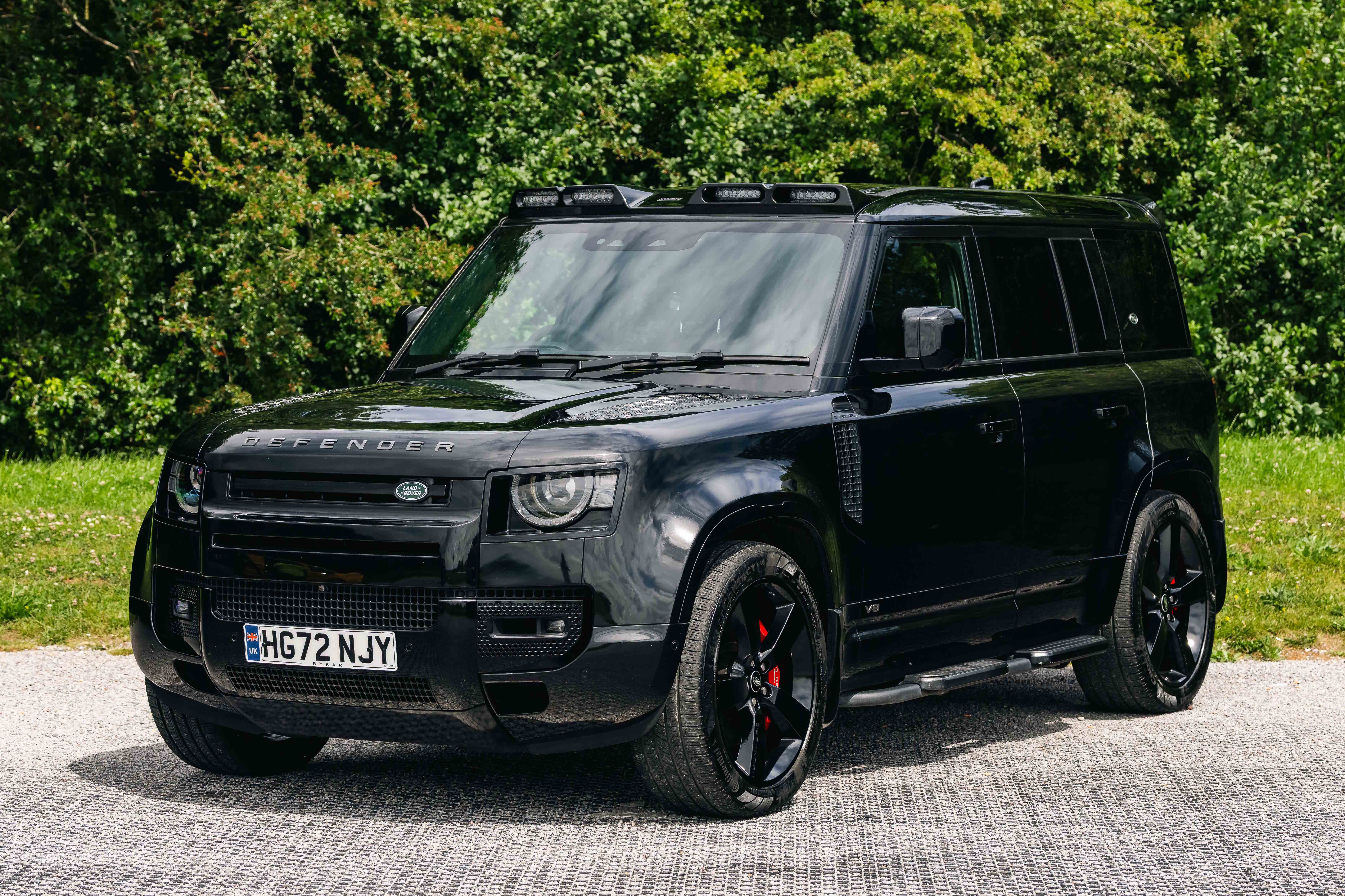 2022 Land Rover Defender 110 V8 - VAT Q